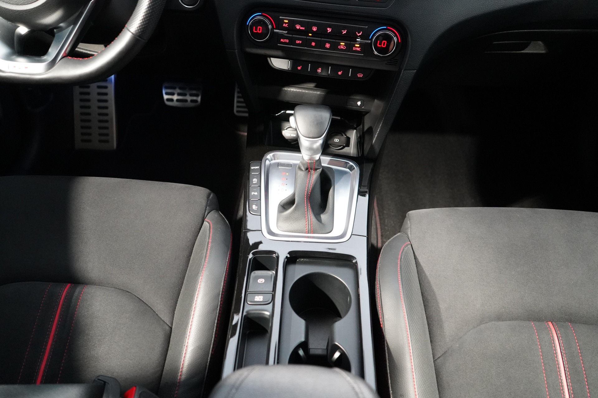 KIA ProCeed 1.6 T-GDi GT-image-12
