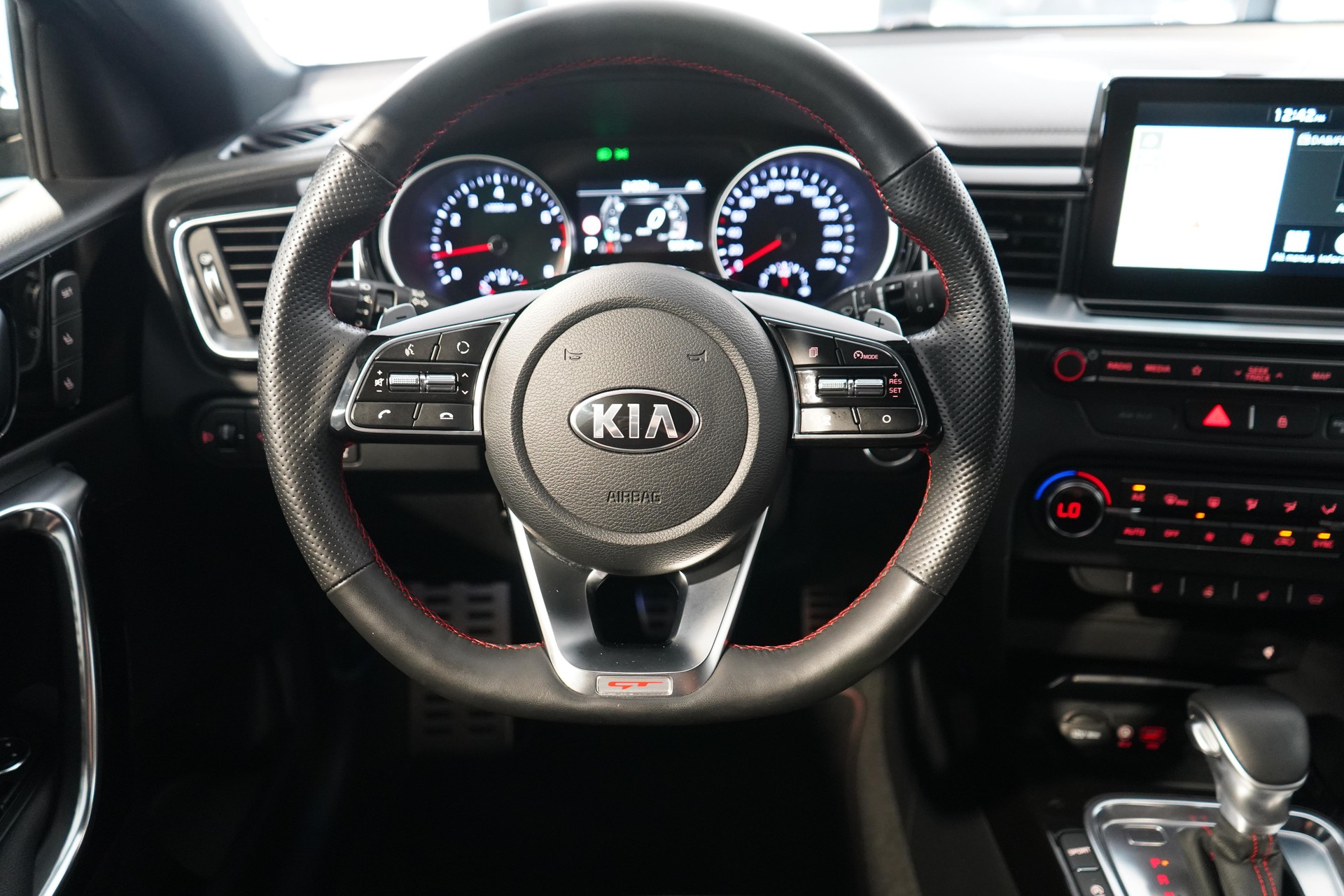 KIA ProCeed 1.6 T-GDi GT-image-9