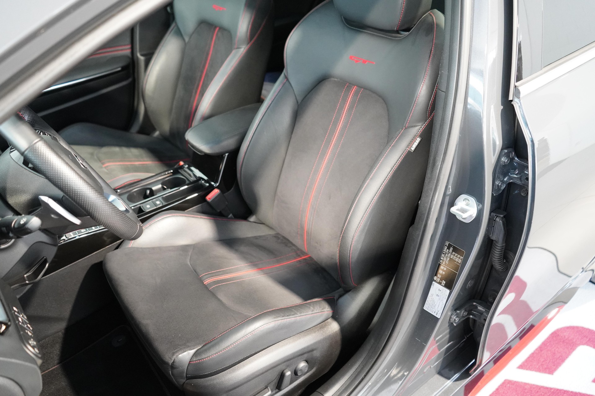 KIA ProCeed 1.6 T-GDi GT-image-7