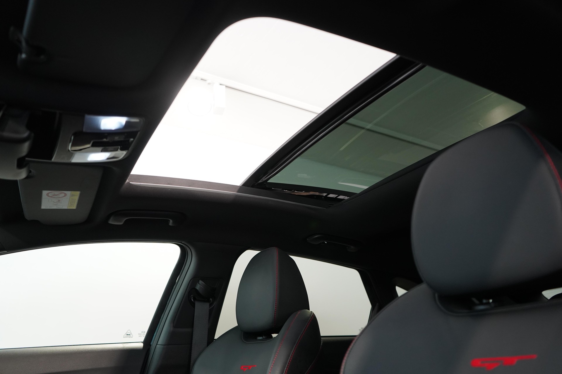 KIA ProCeed 1.6 T-GDi GT-image-18