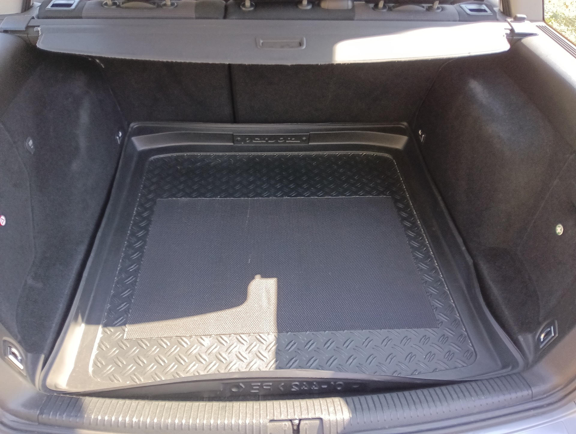 VW Golf Variant 1.6 Comfortline Automatic-image-8