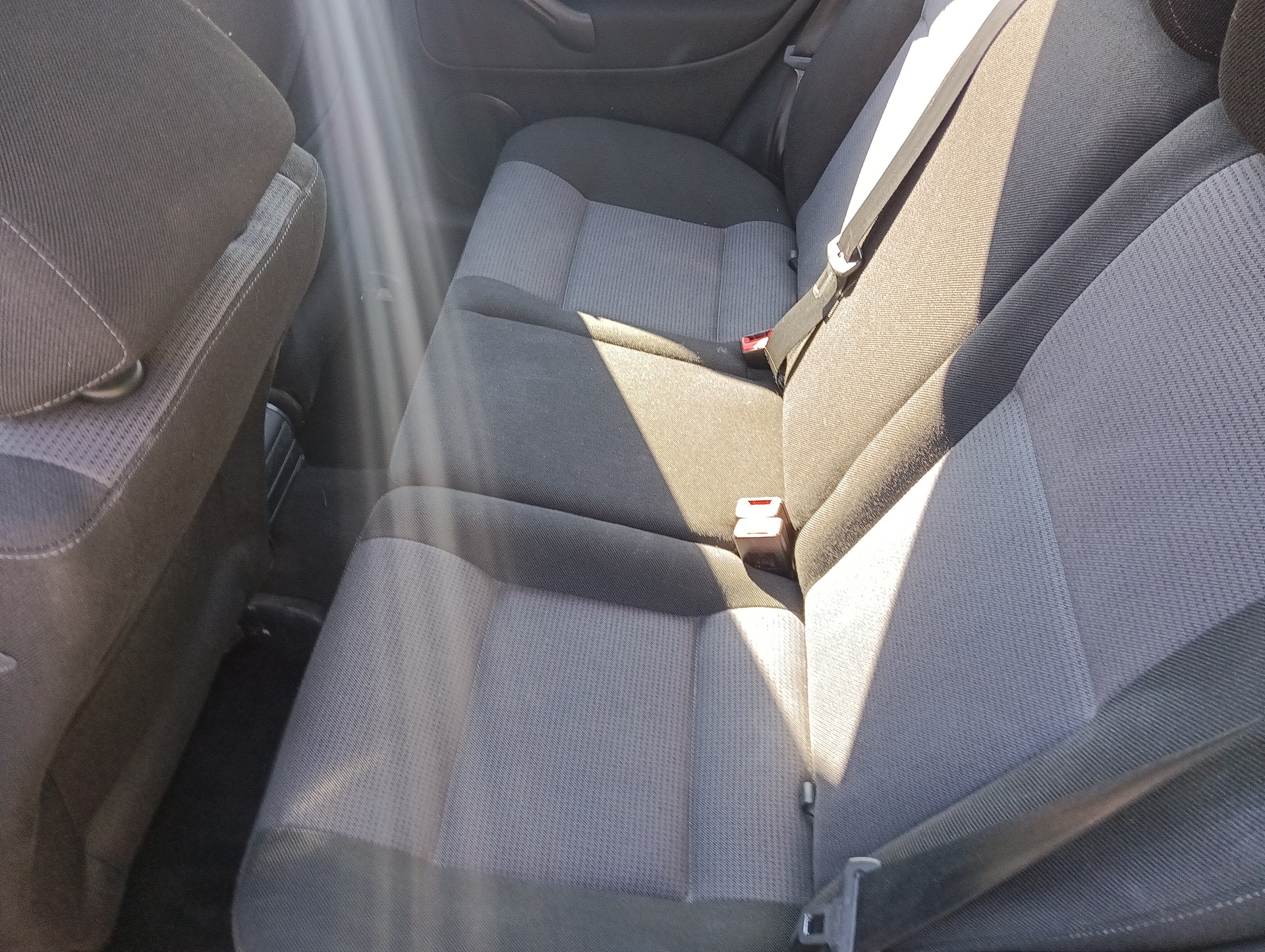 VW Golf Variant 1.6 Comfortline Automatic-image-10