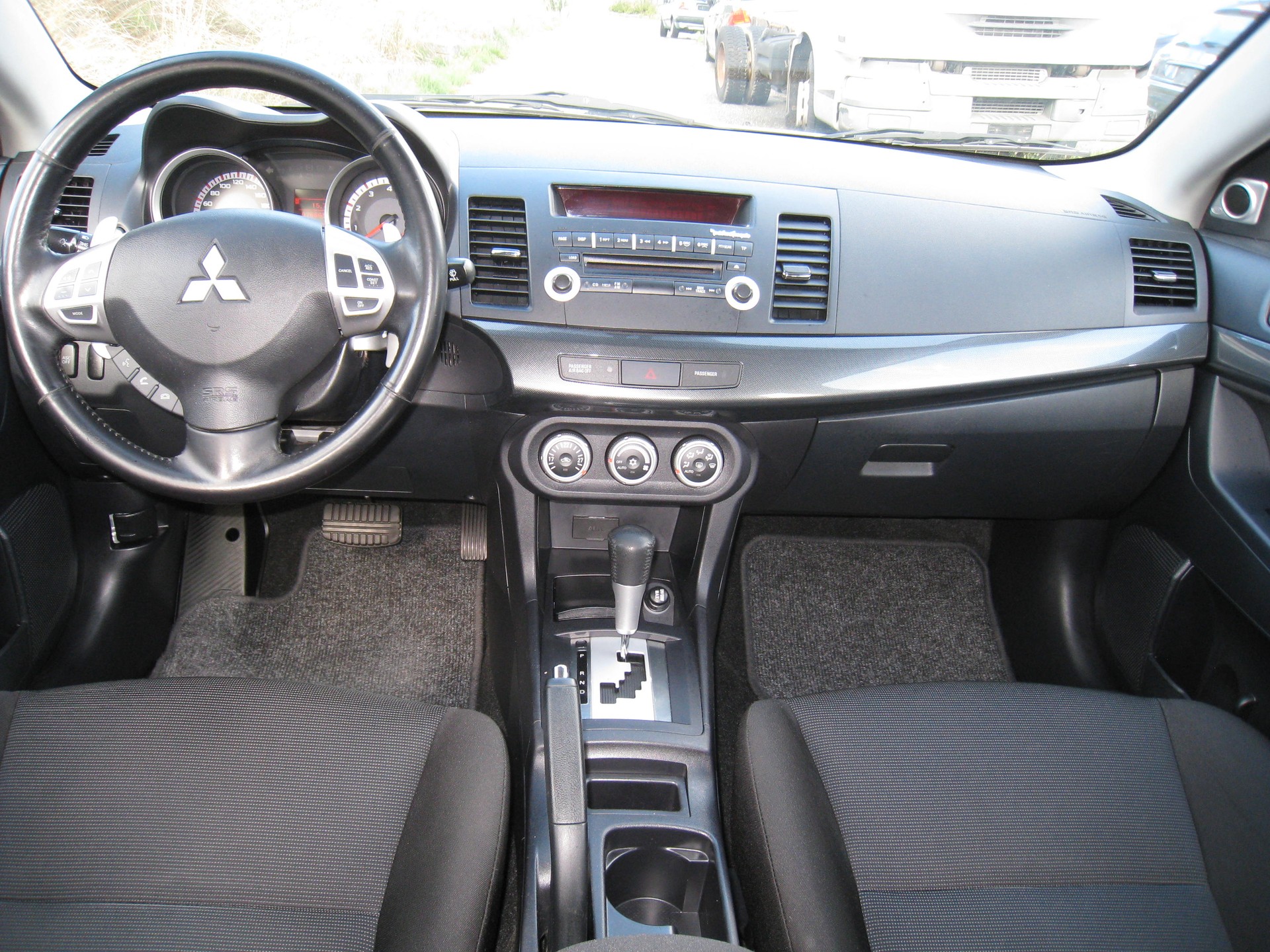 MITSUBISHI Lancer 1.8 Intense CVT-image-5