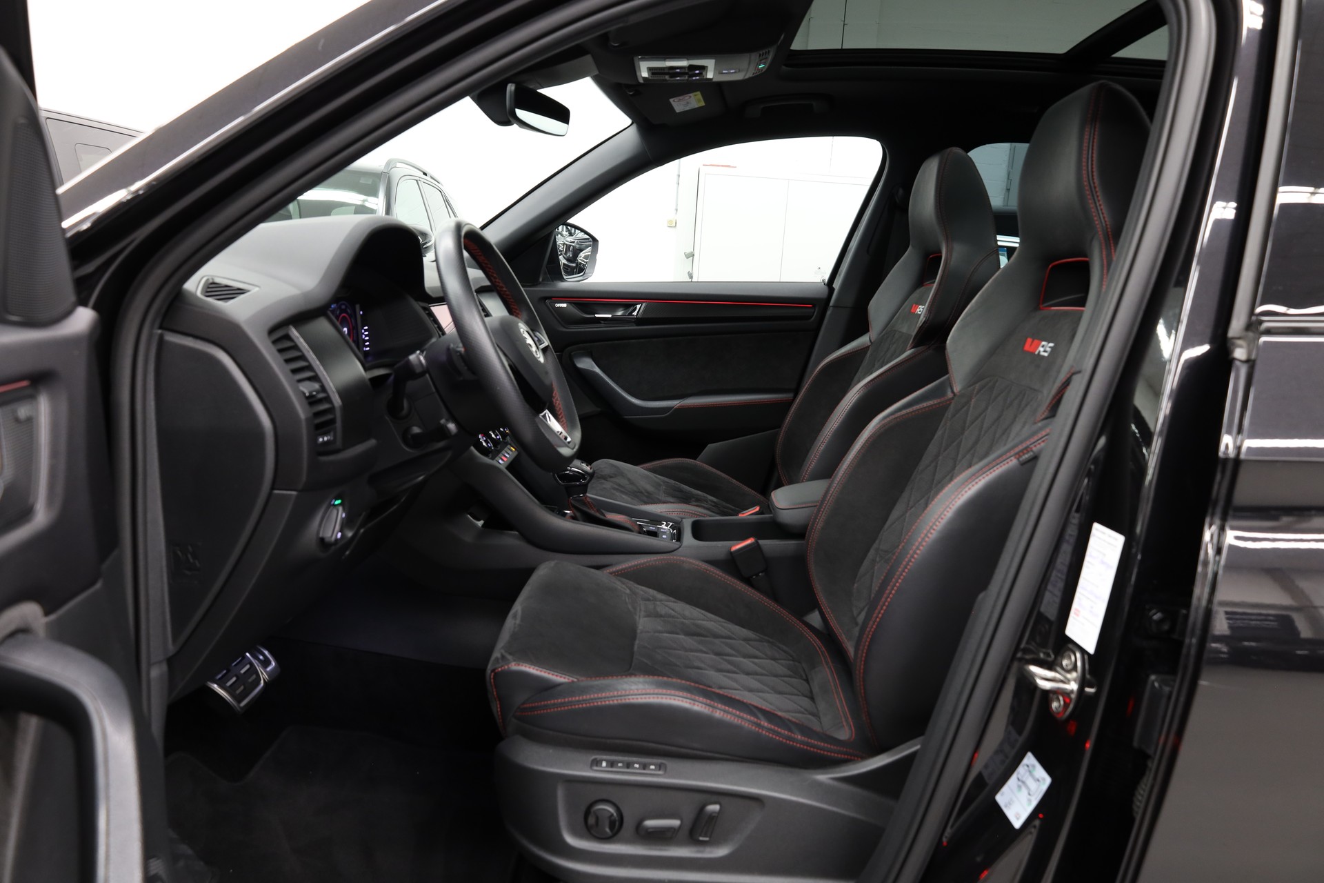 SKODA Kodiaq 2.0 Bi-TDI 240 RS DSG-image-14