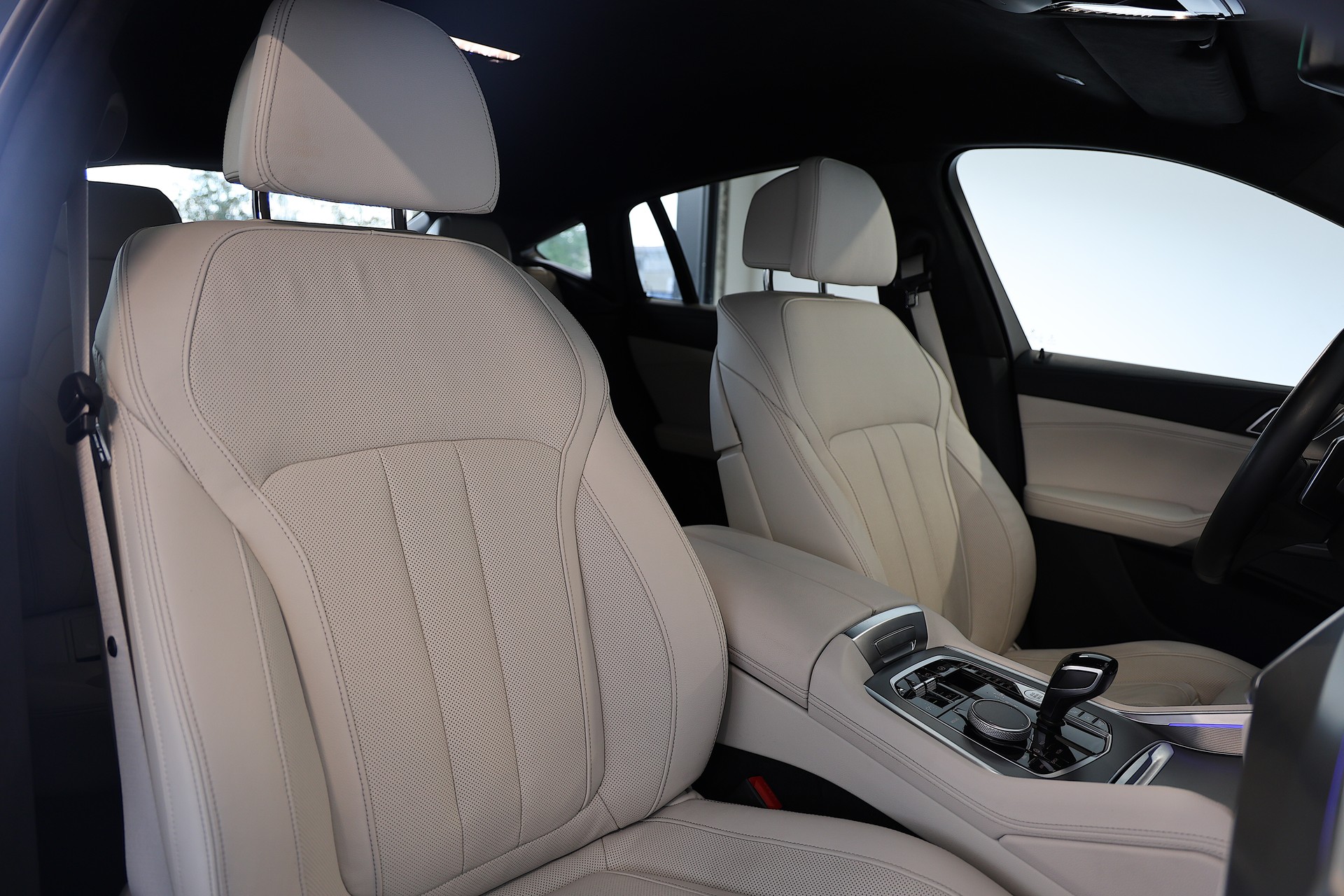 BMW X6 30d M-Sport xDrive-image-12
