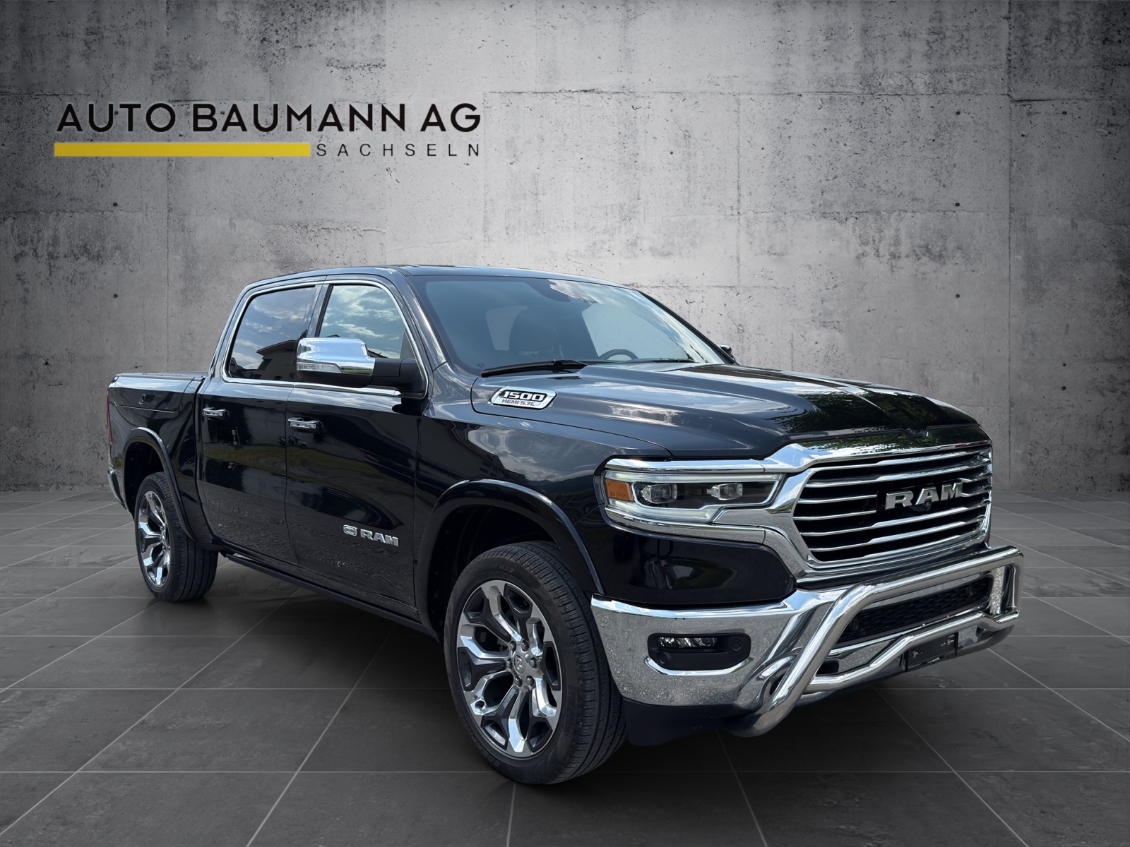 DODGE 1500 5.7 HEMI V8 Crew Cab Longhorn-image-1