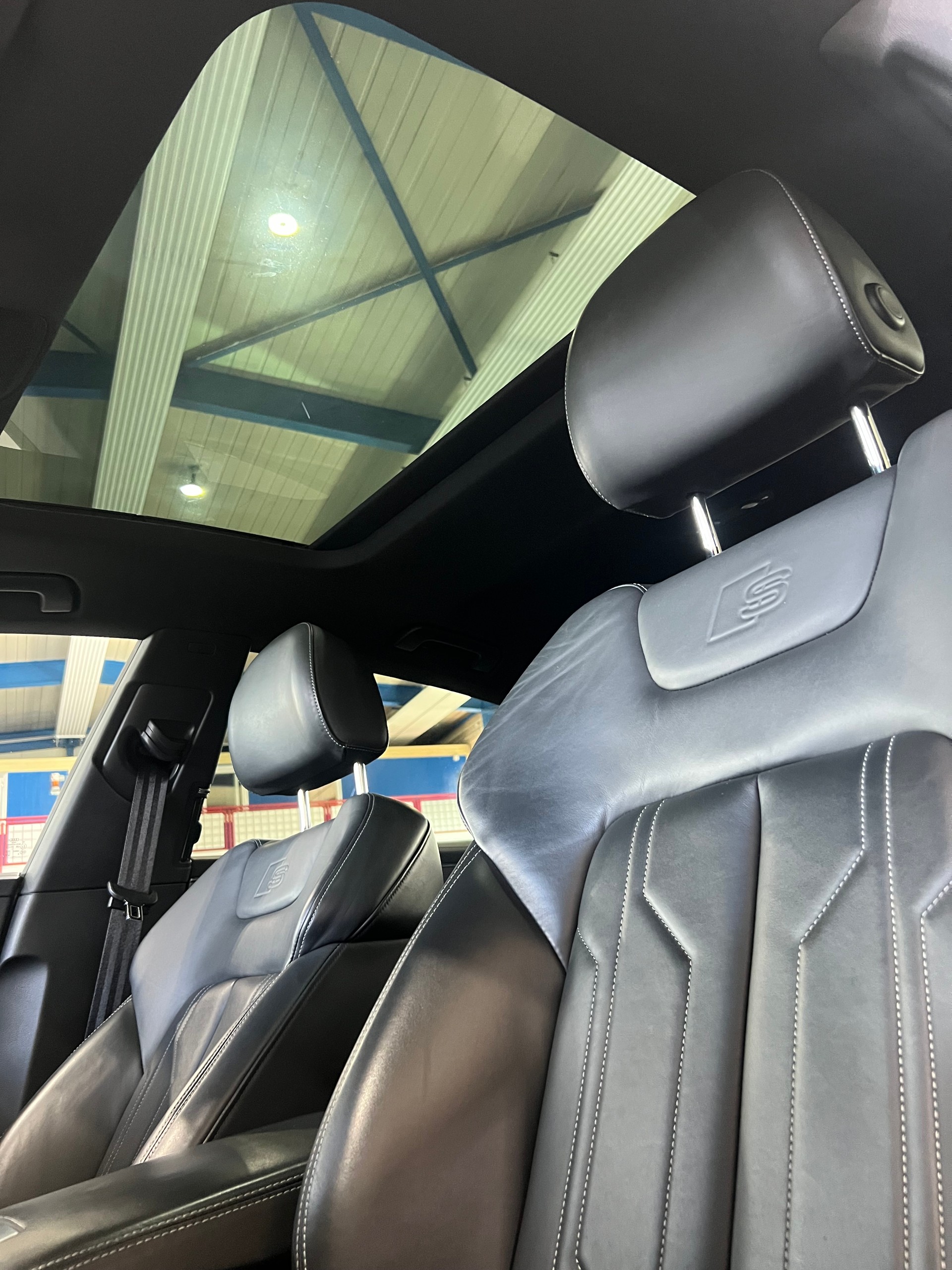 AUDI S7 Sportback TDI qu**Matrix,Panodach,SoftClose,5-Plätzer,StHz,Frisch ab MFK**-image-9