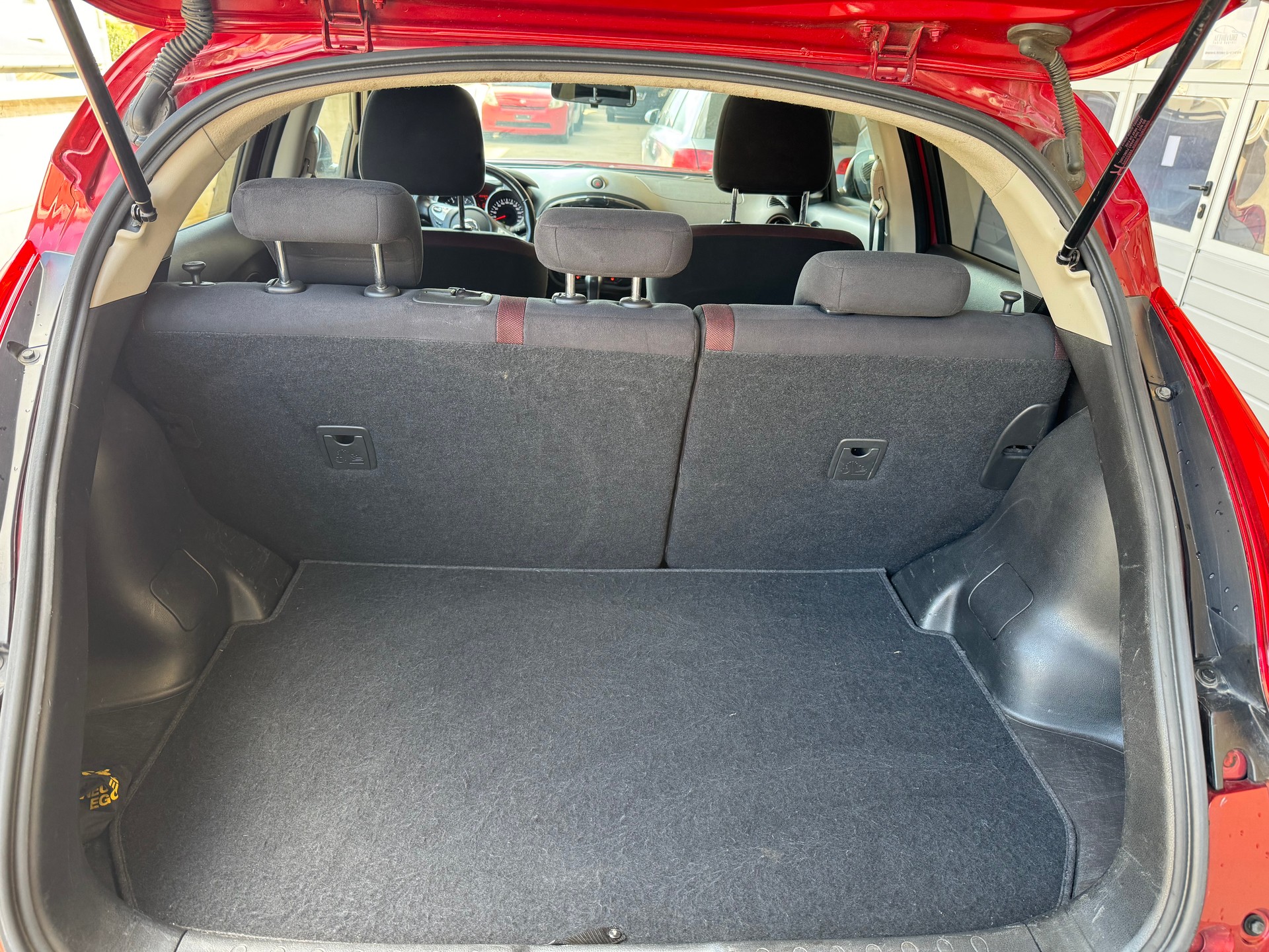 NISSAN Juke 1.6 DIG-T tekna 4x4 Xtronic M-CVT-image-14