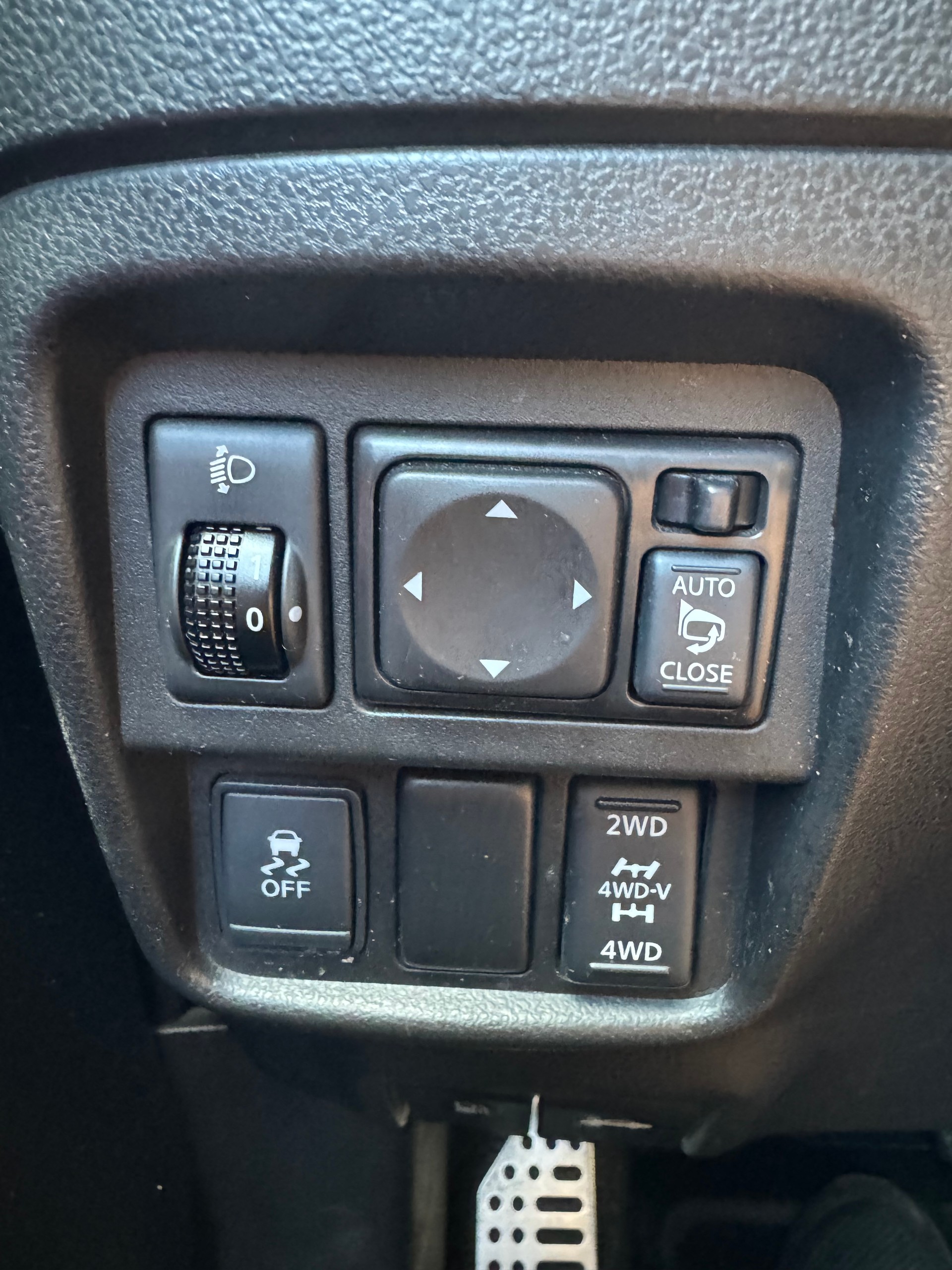 NISSAN Juke 1.6 DIG-T tekna 4x4 Xtronic M-CVT-image-11