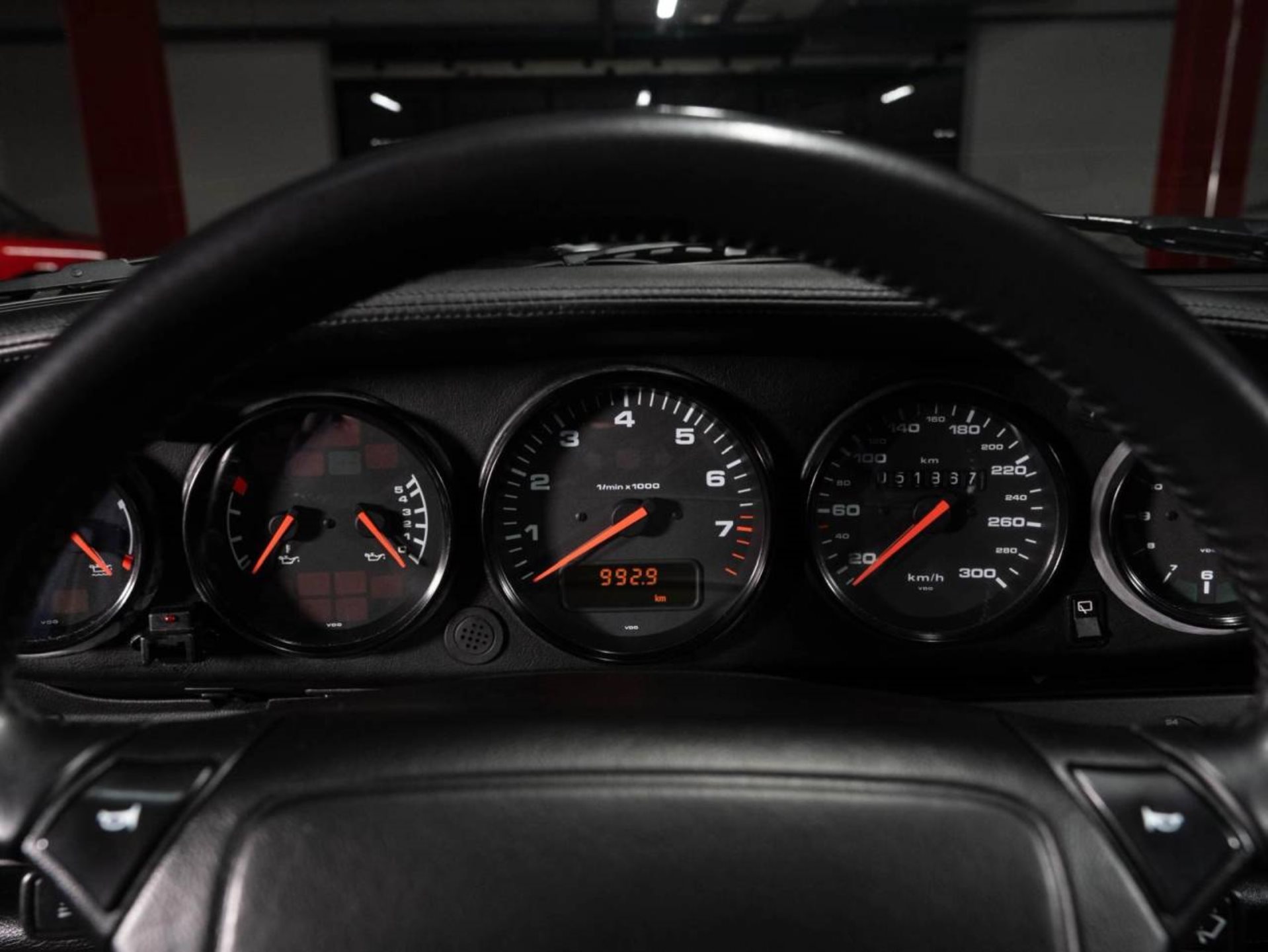 PORSCHE 911 Carrera 4 Coupé Turbo-Look-image-9
