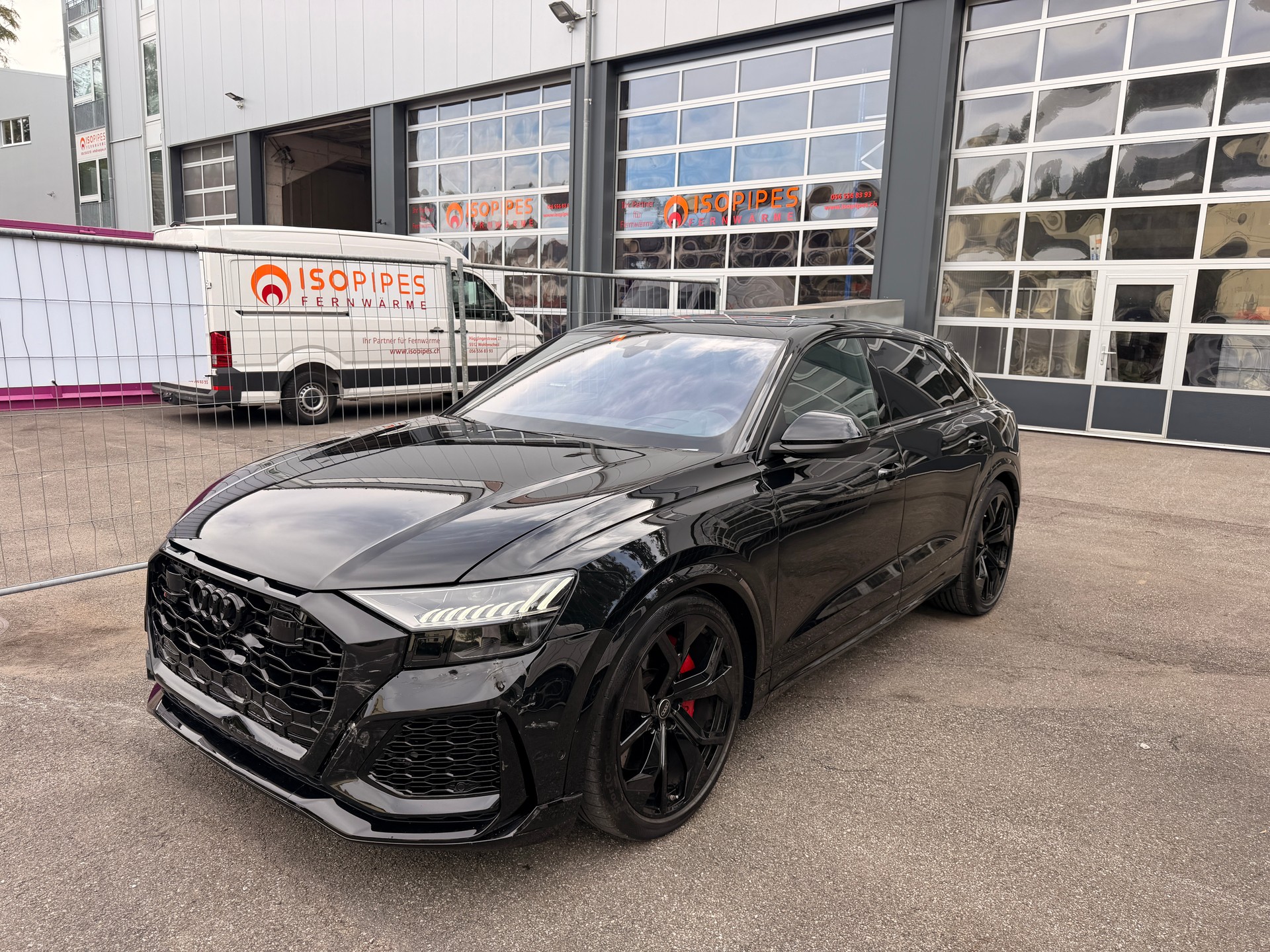 AUDI RSQ8 quattro tiptronic Black Edition-image-4