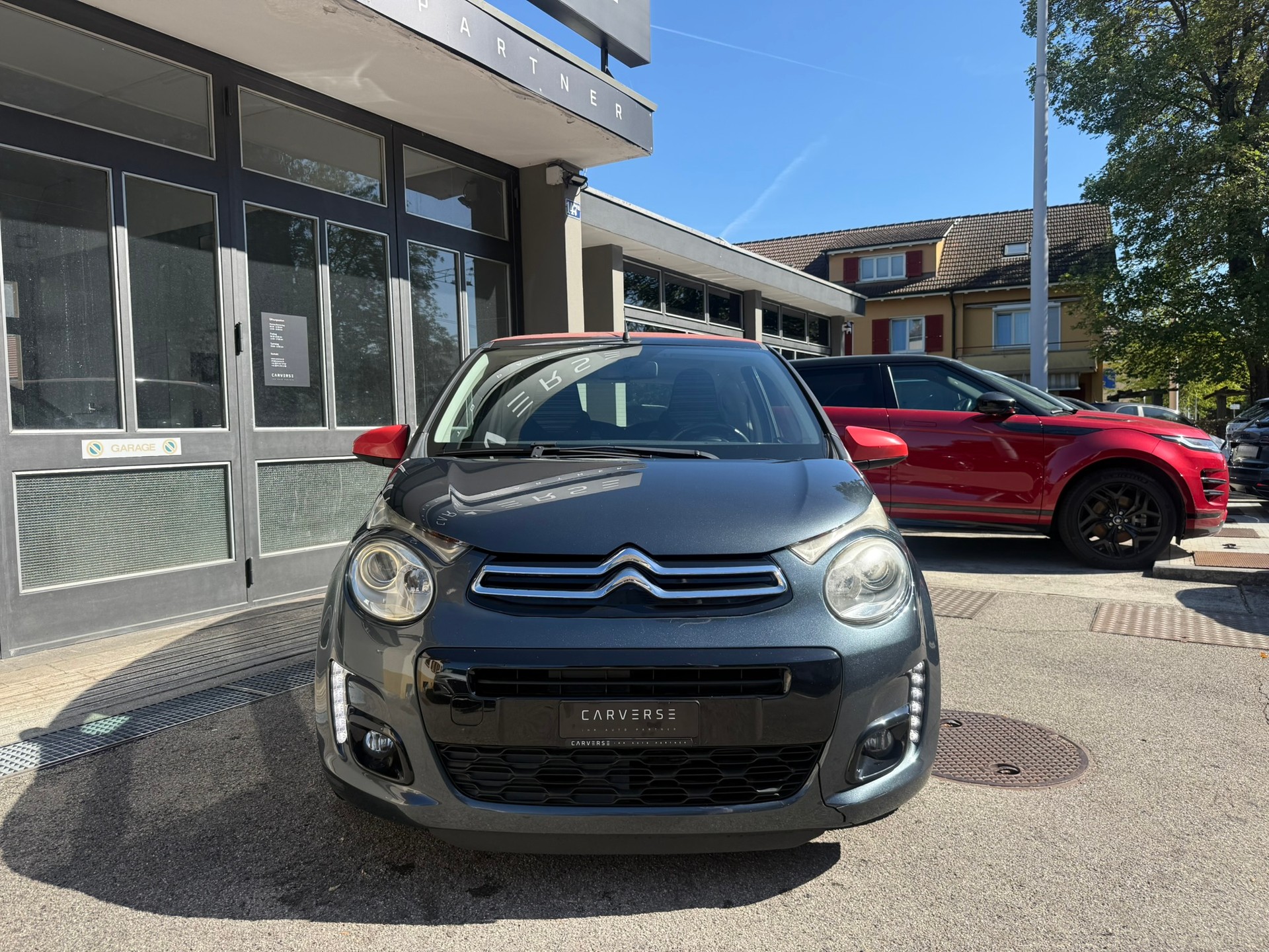 CITROEN C1 1.2 PureTech Shine Airscape-image-2