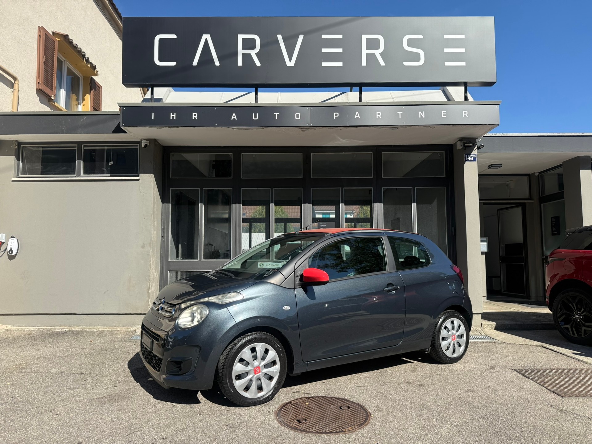 CITROEN C1 1.2 PureTech Shine Airscape-image-0