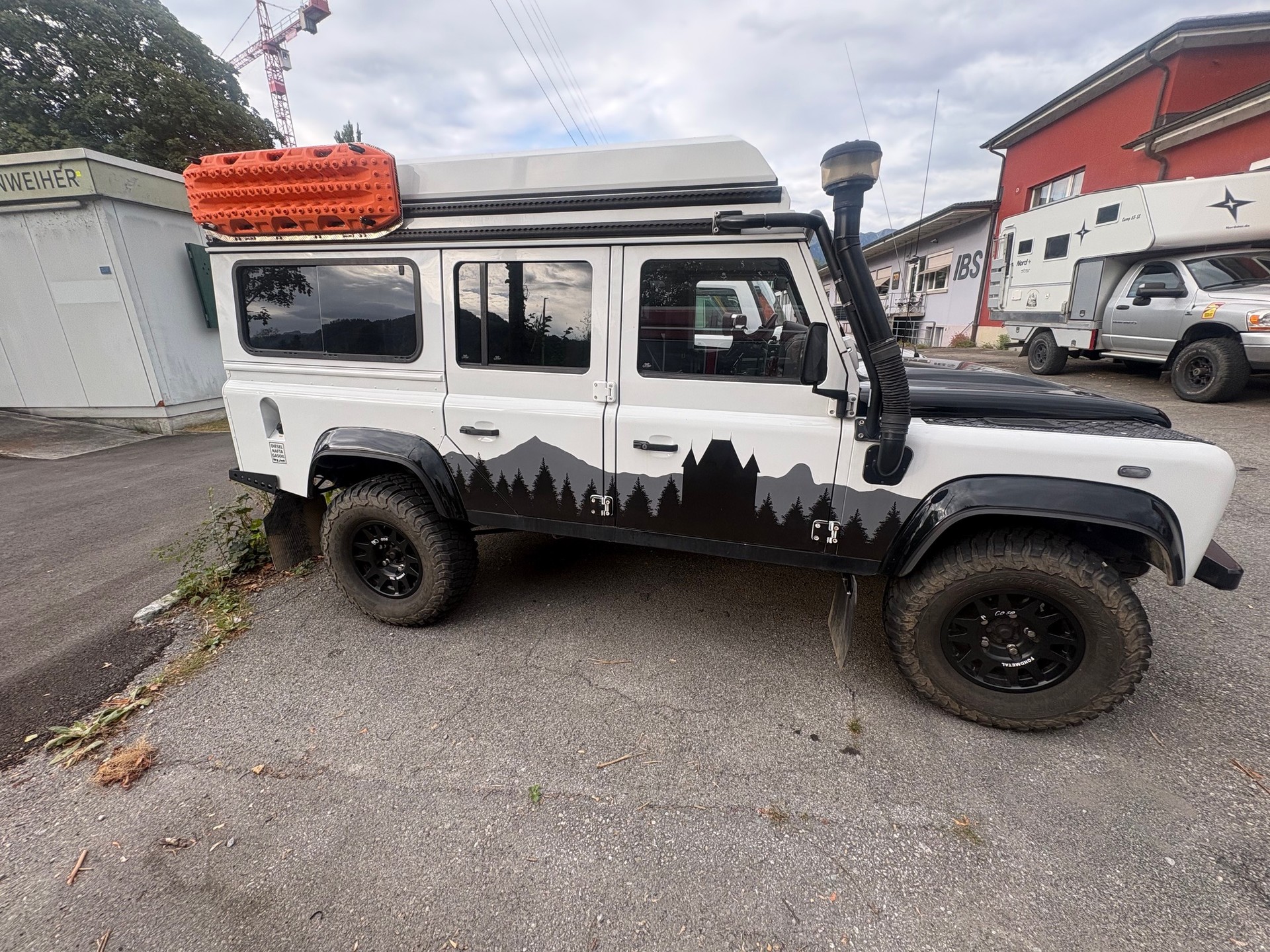 LAND ROVER TD4-image-1