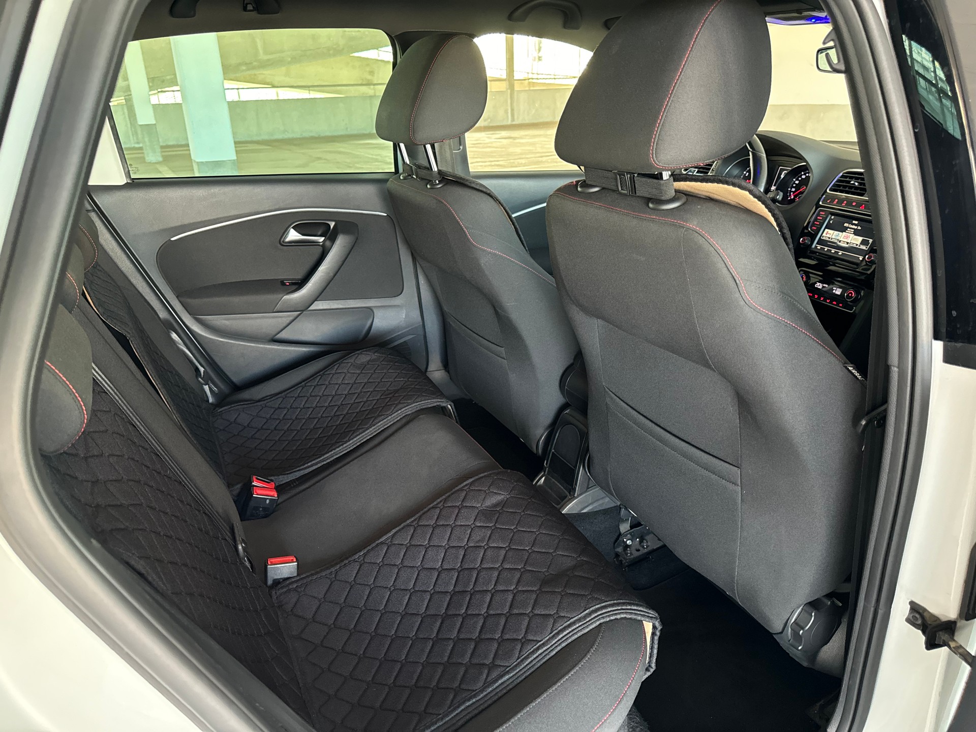 VW Polo 1.8 TSI GTI DSG-image-12