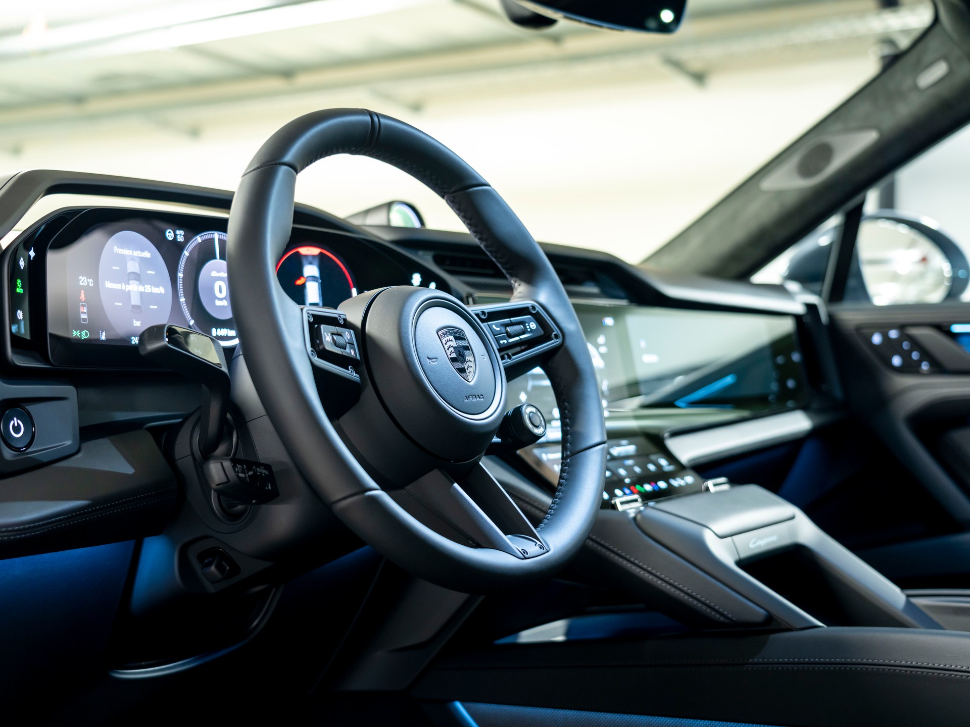 PORSCHE Cayenne Turbo Electric 113 kWh-image-13