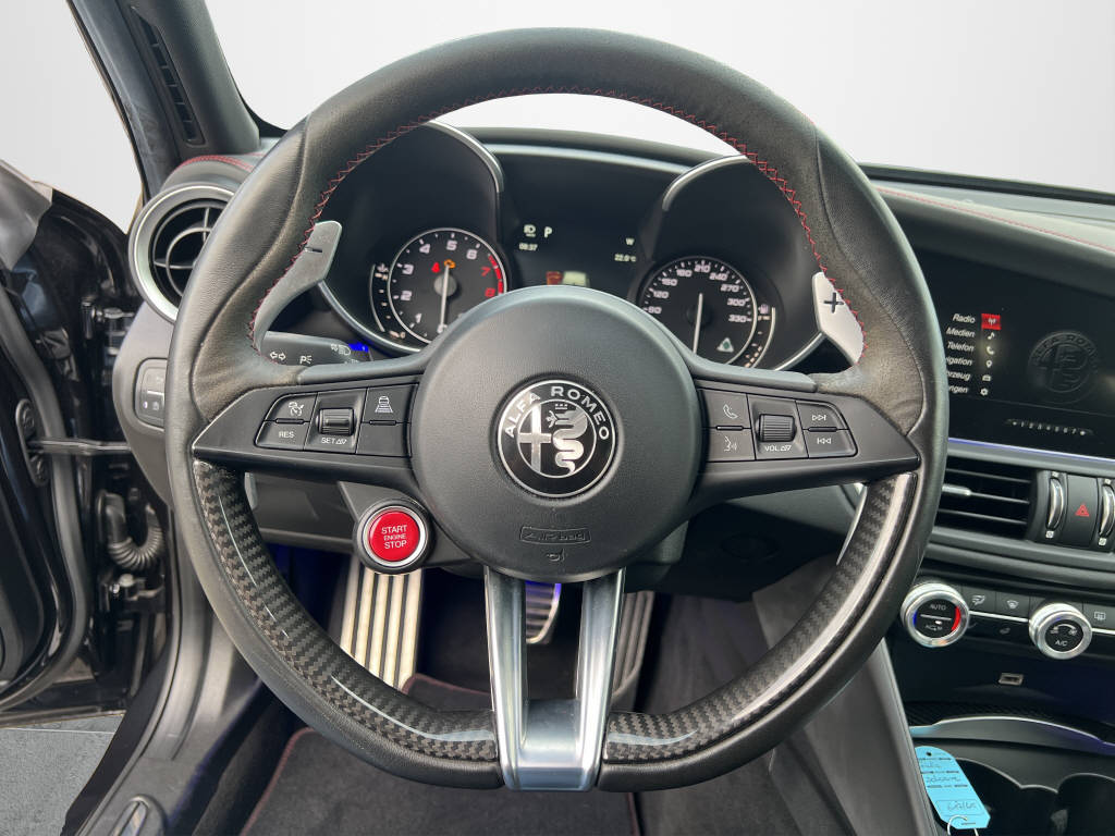 ALFA ROMEO Giulia 2.9 V6 Quadrifoglio-image-9