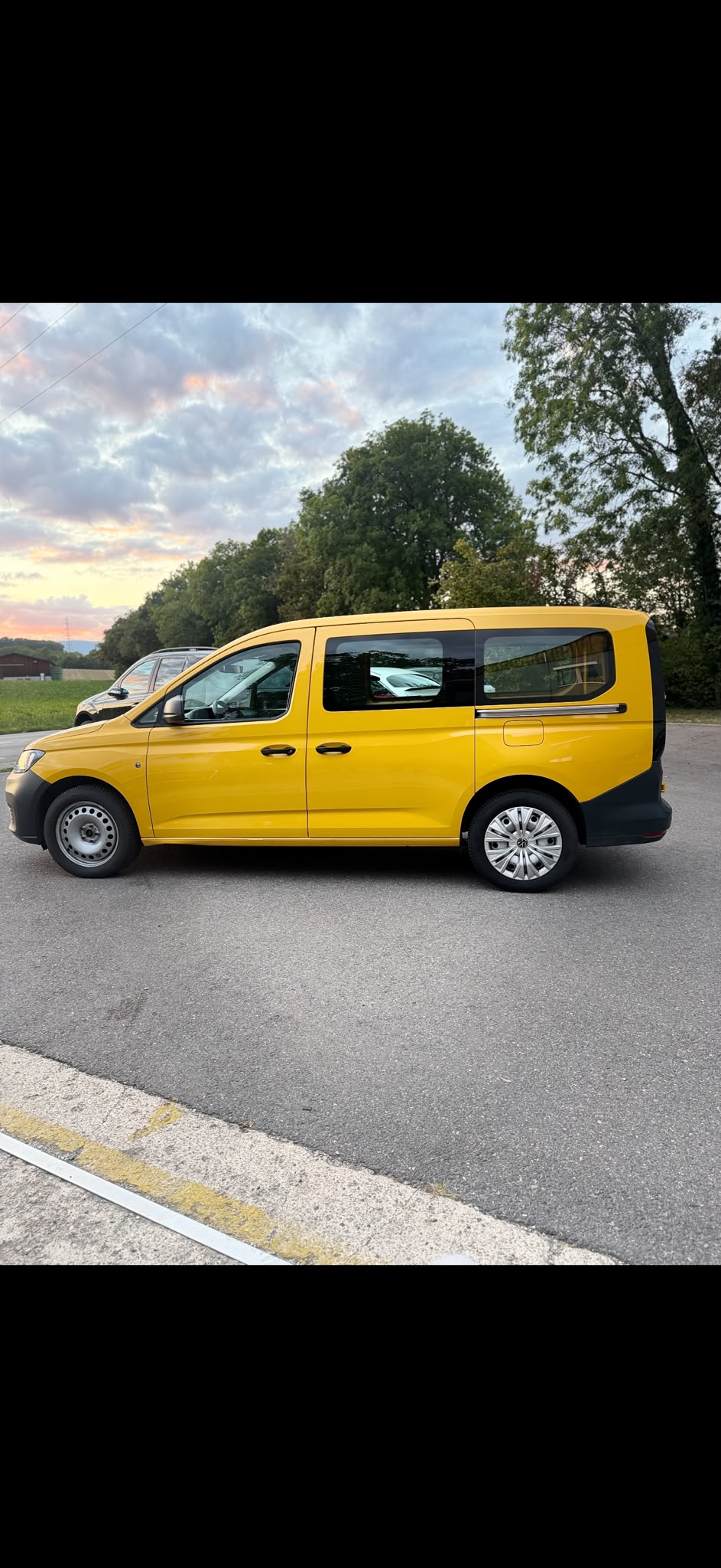 VW Caddy Cargo 2.0TDI Maxi 4Motion-image-9