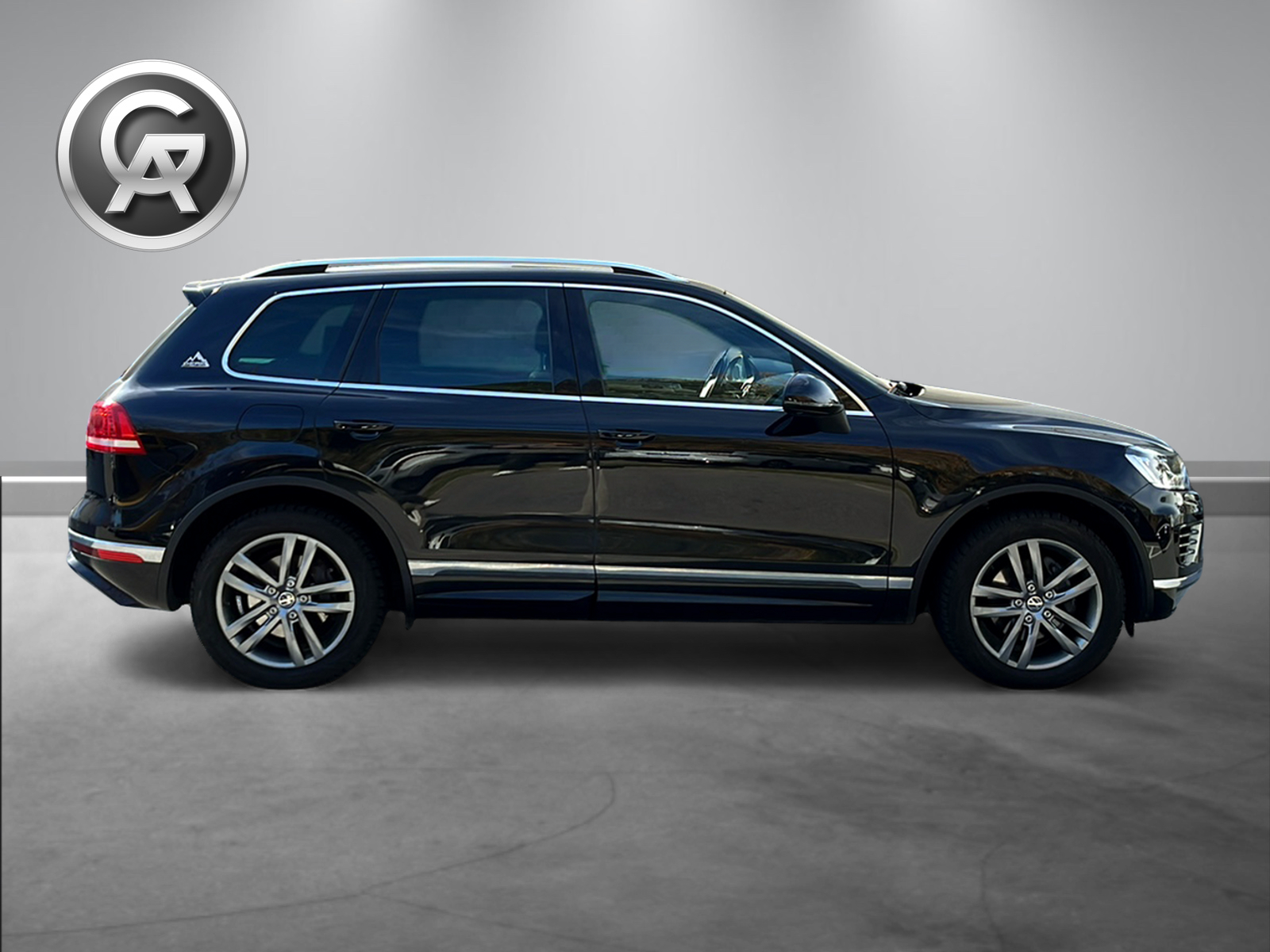 VW Touareg 3.0 TDI BMT Peak Tiptronic-image-11