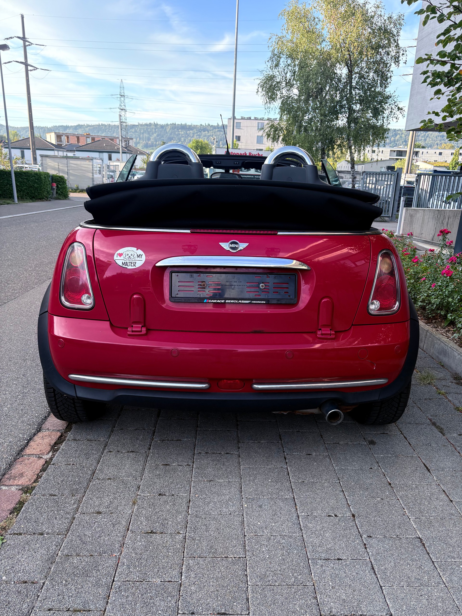 MINI One Cabriolet-image-3