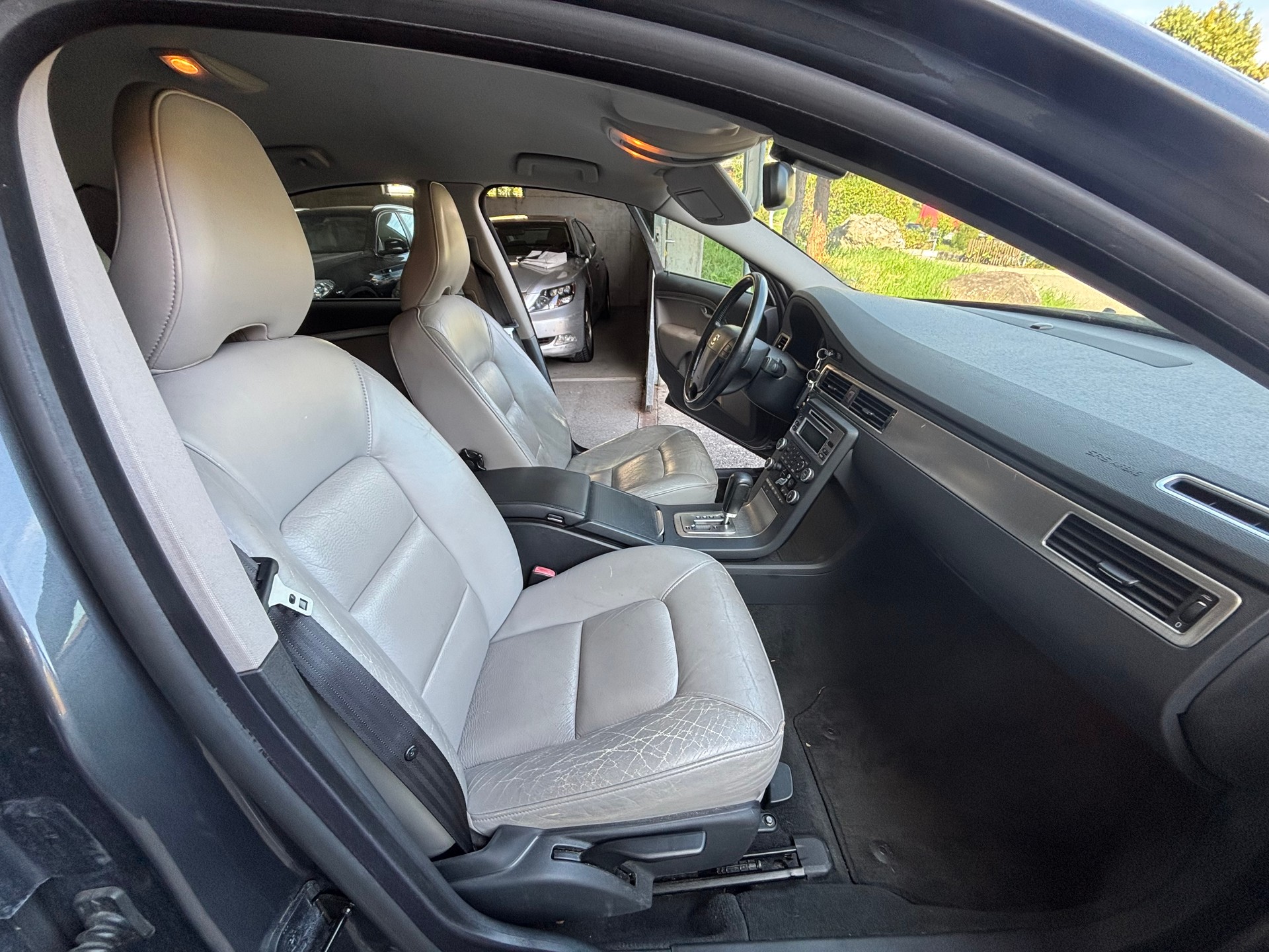 VOLVO S80 D5 AWD Summum Geartronic-image-10