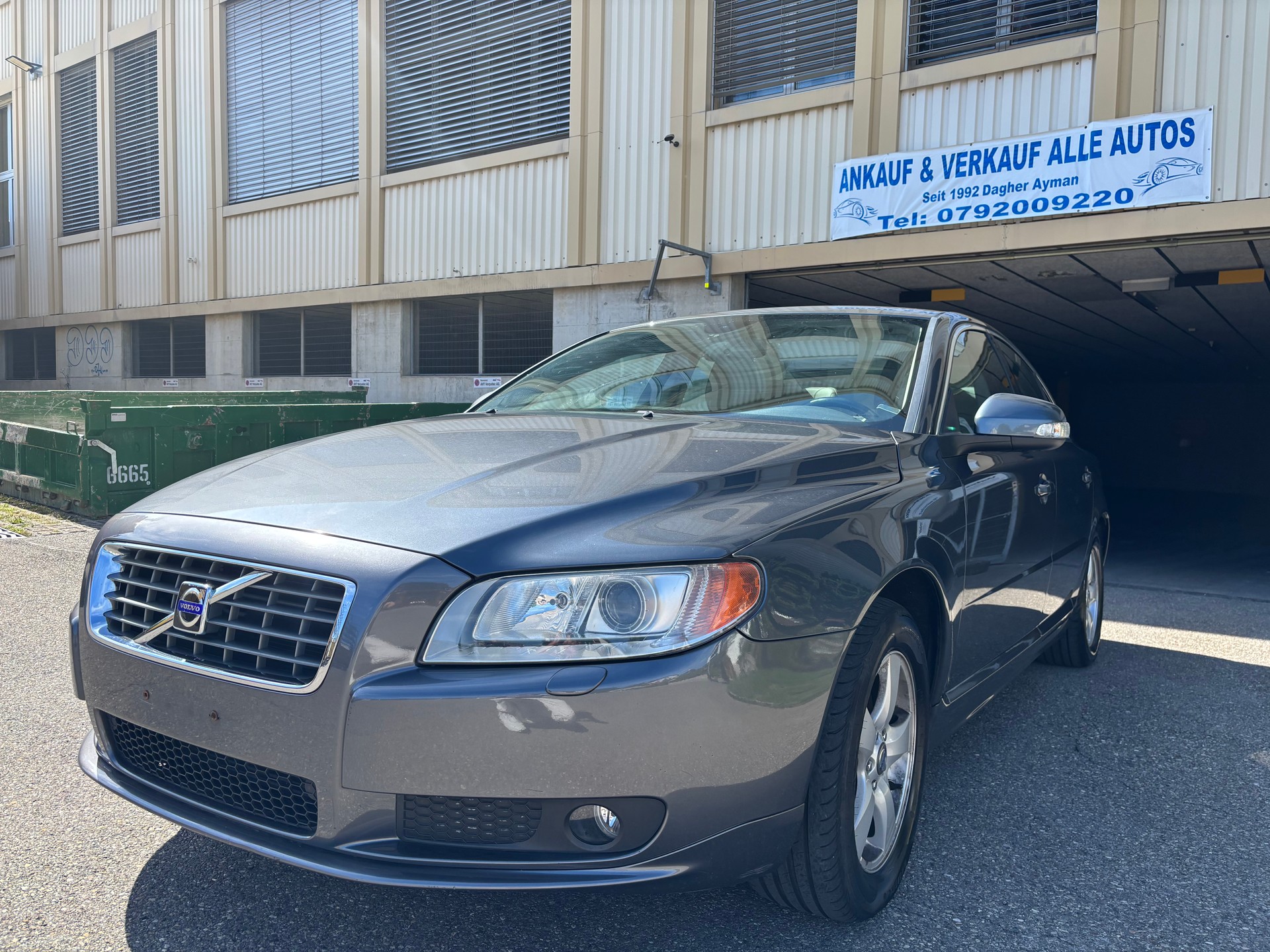 VOLVO S80 D5 AWD Summum Geartronic-image-2