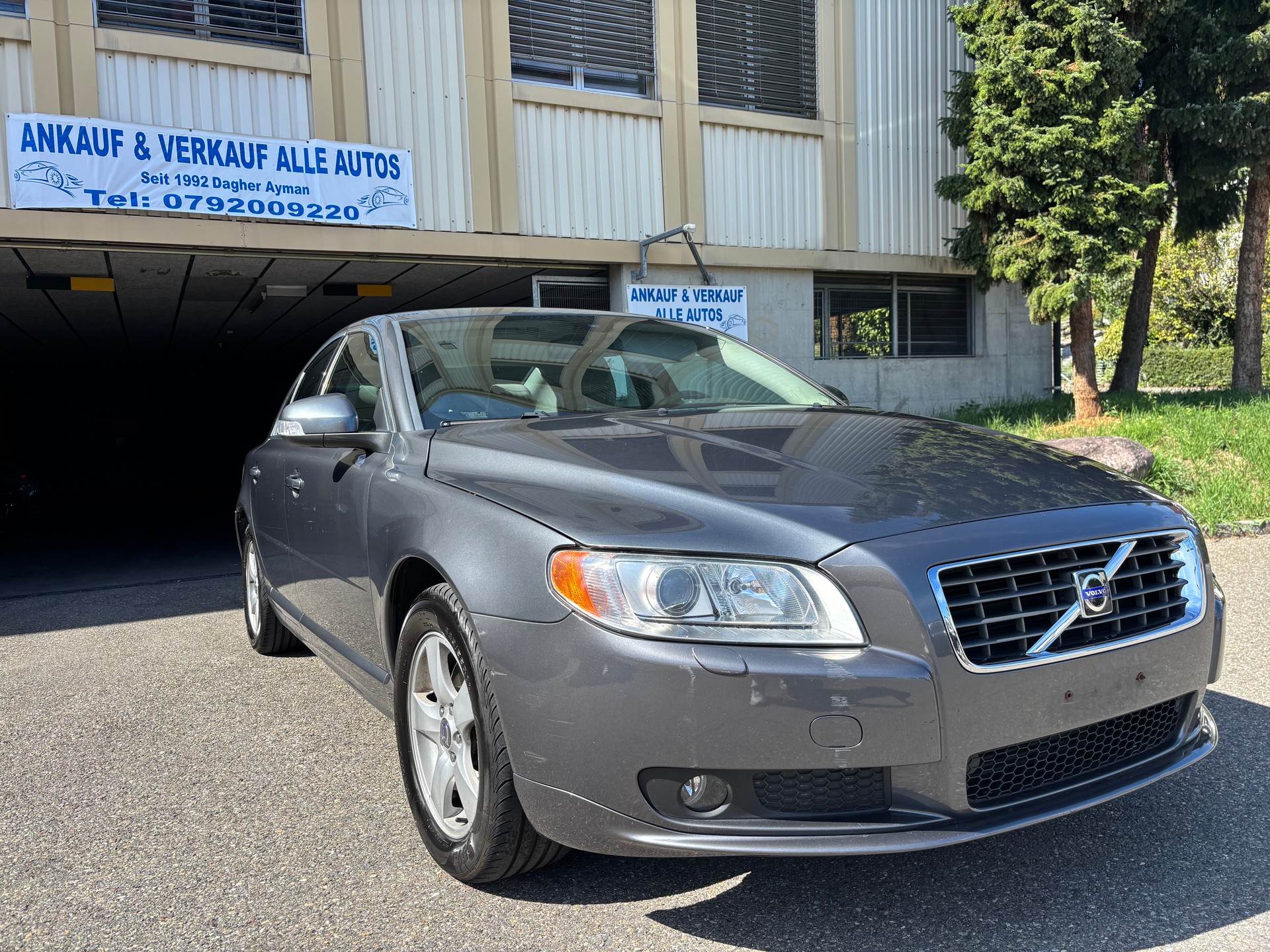 VOLVO S80 D5 AWD Summum Geartronic-image-1