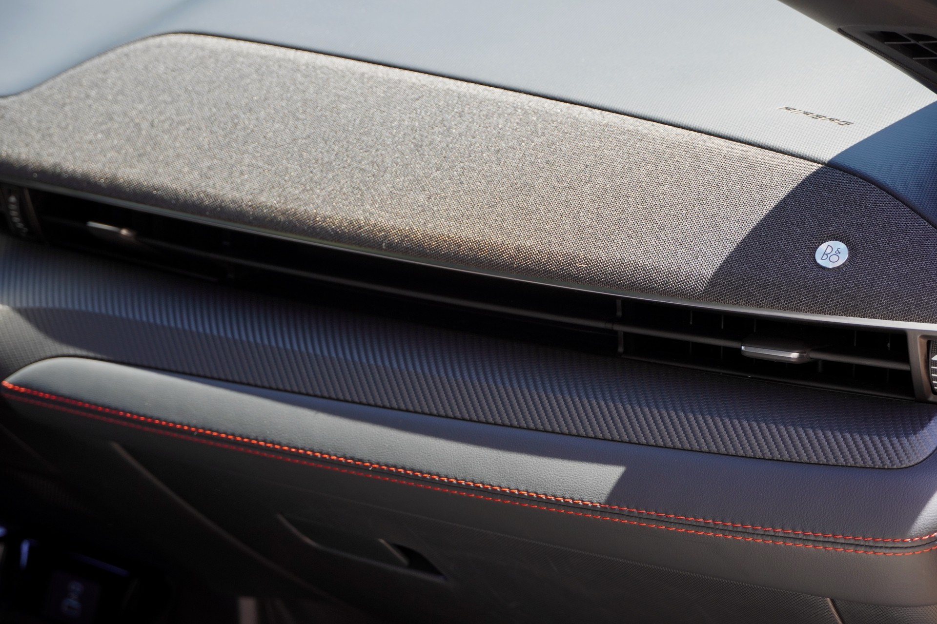 FORD Mustang MACH-E Premium AWD 88 kWh-image-13