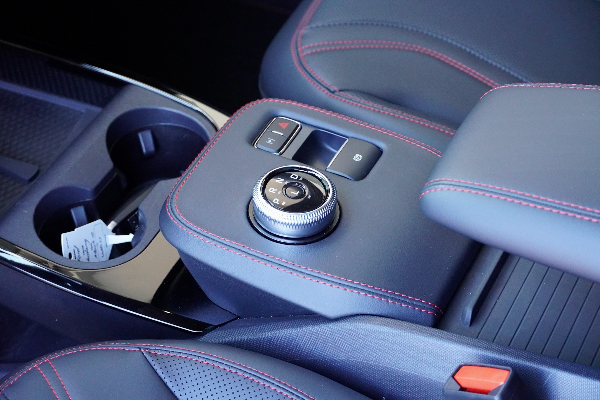 FORD Mustang MACH-E Premium AWD 88 kWh-image-11
