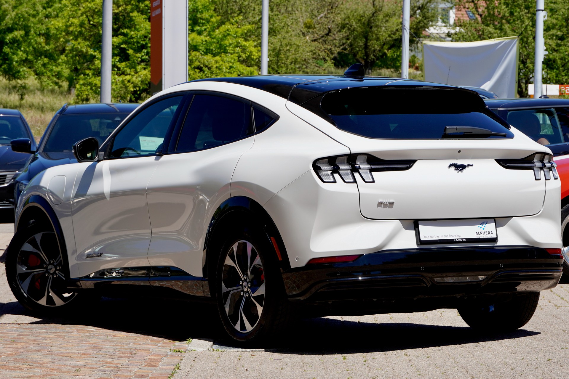 FORD Mustang MACH-E Premium AWD 88 kWh-image-5