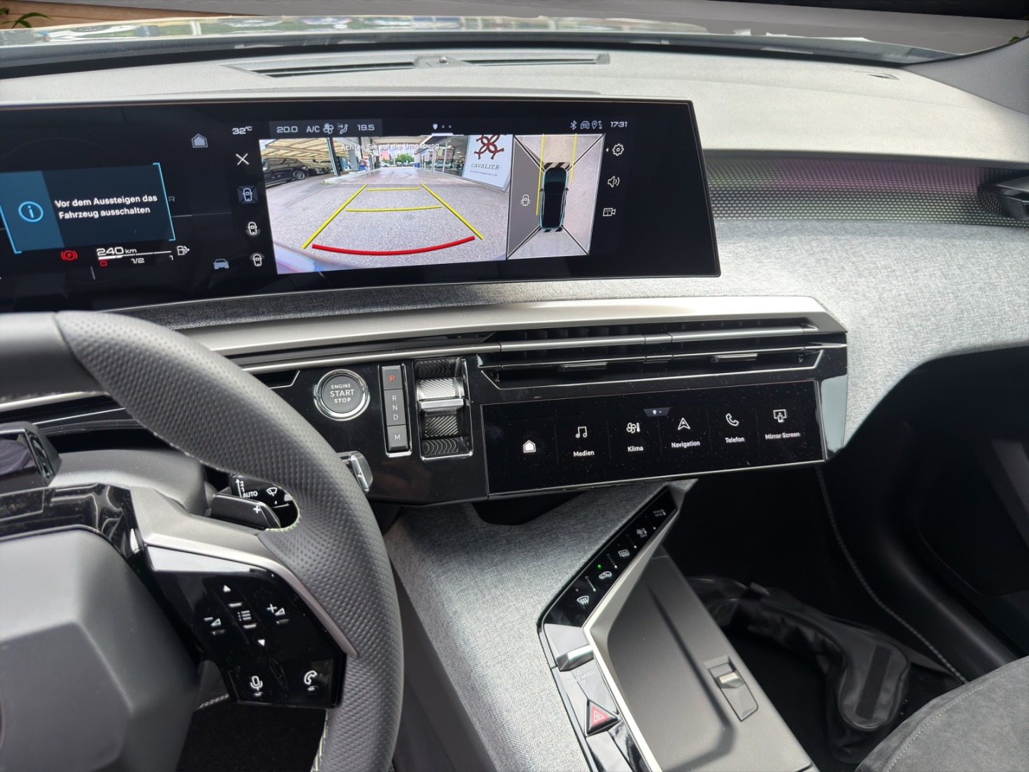 PEUGEOT 3008 NEW 145 e-DCS GT-image-6