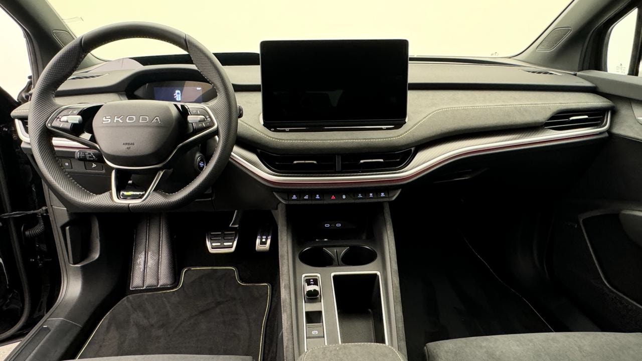 SKODA Enyaq 4x4 RS-image-5
