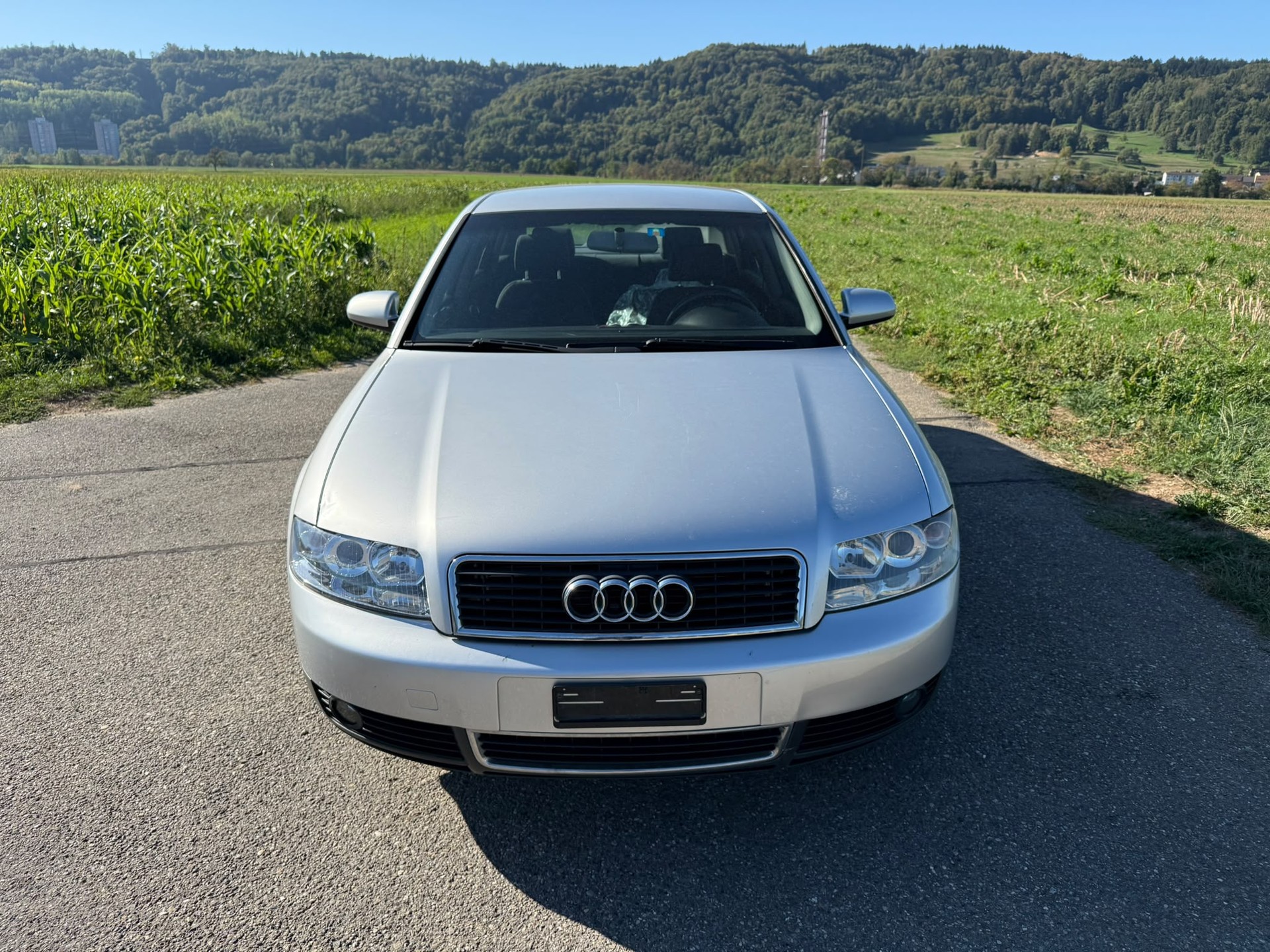 AUDI A4-image-7