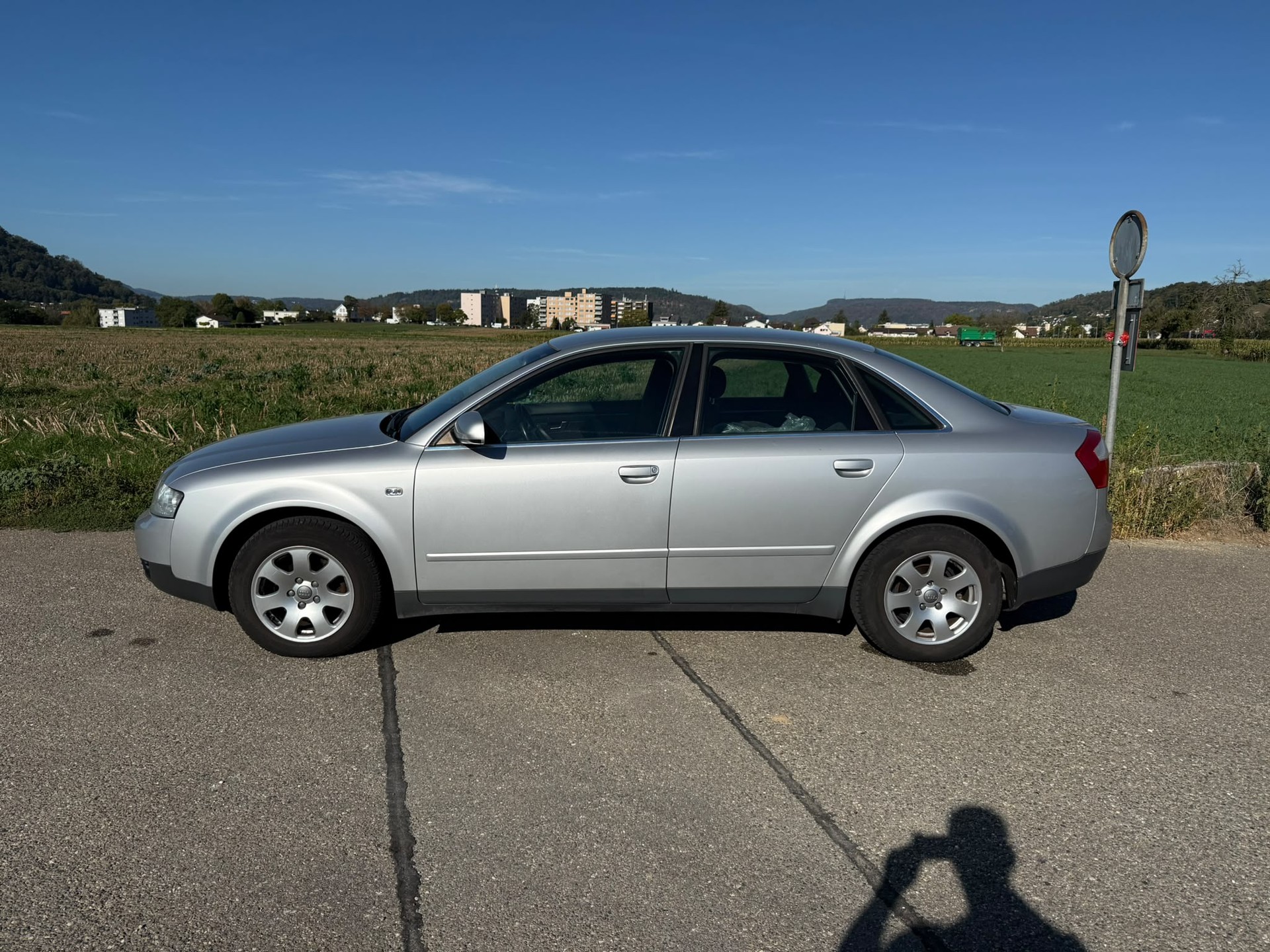 AUDI A4-image-1