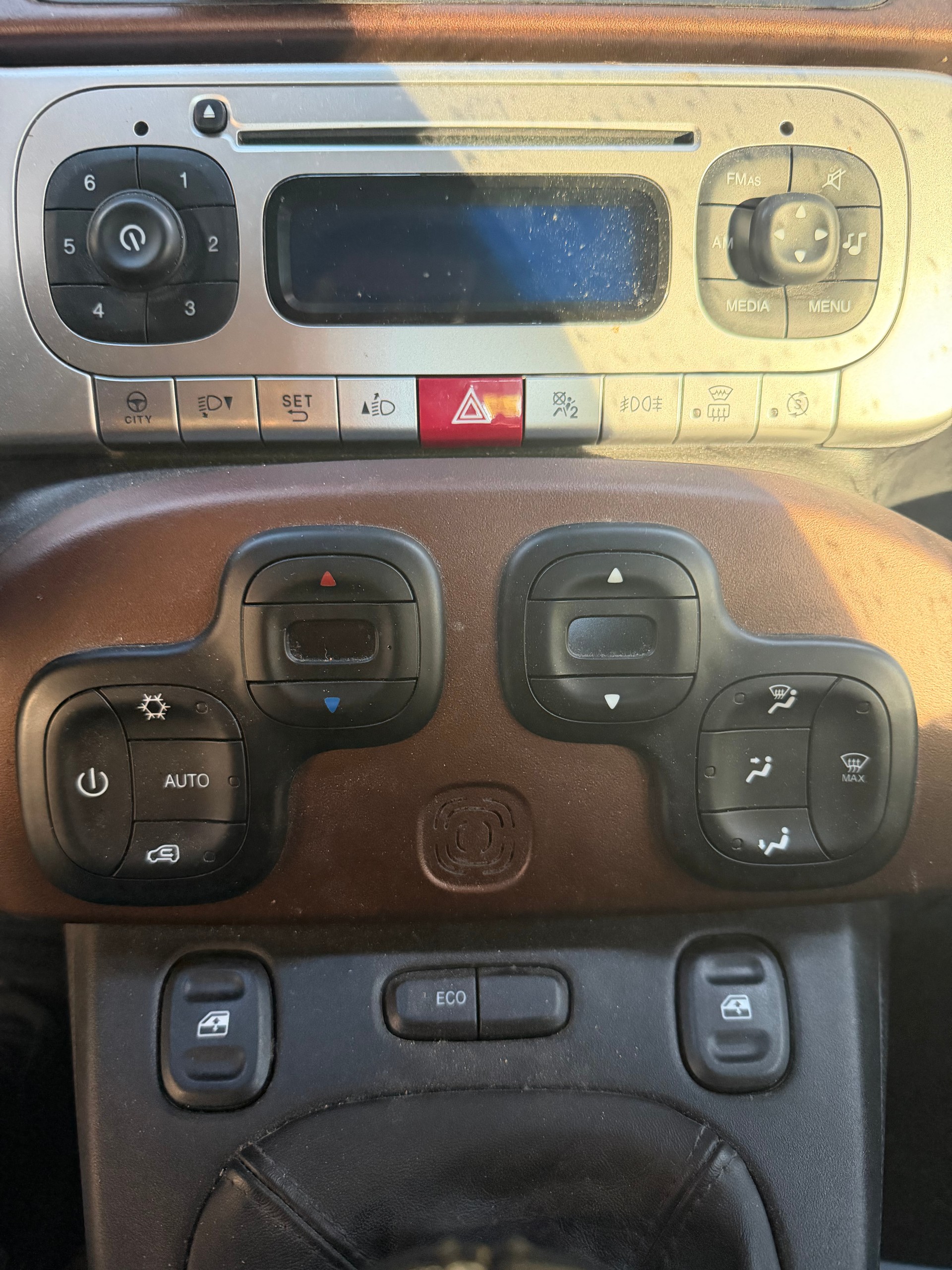 FIAT Panda 0.9 Twinair Turbo Cross 4x4-image-11