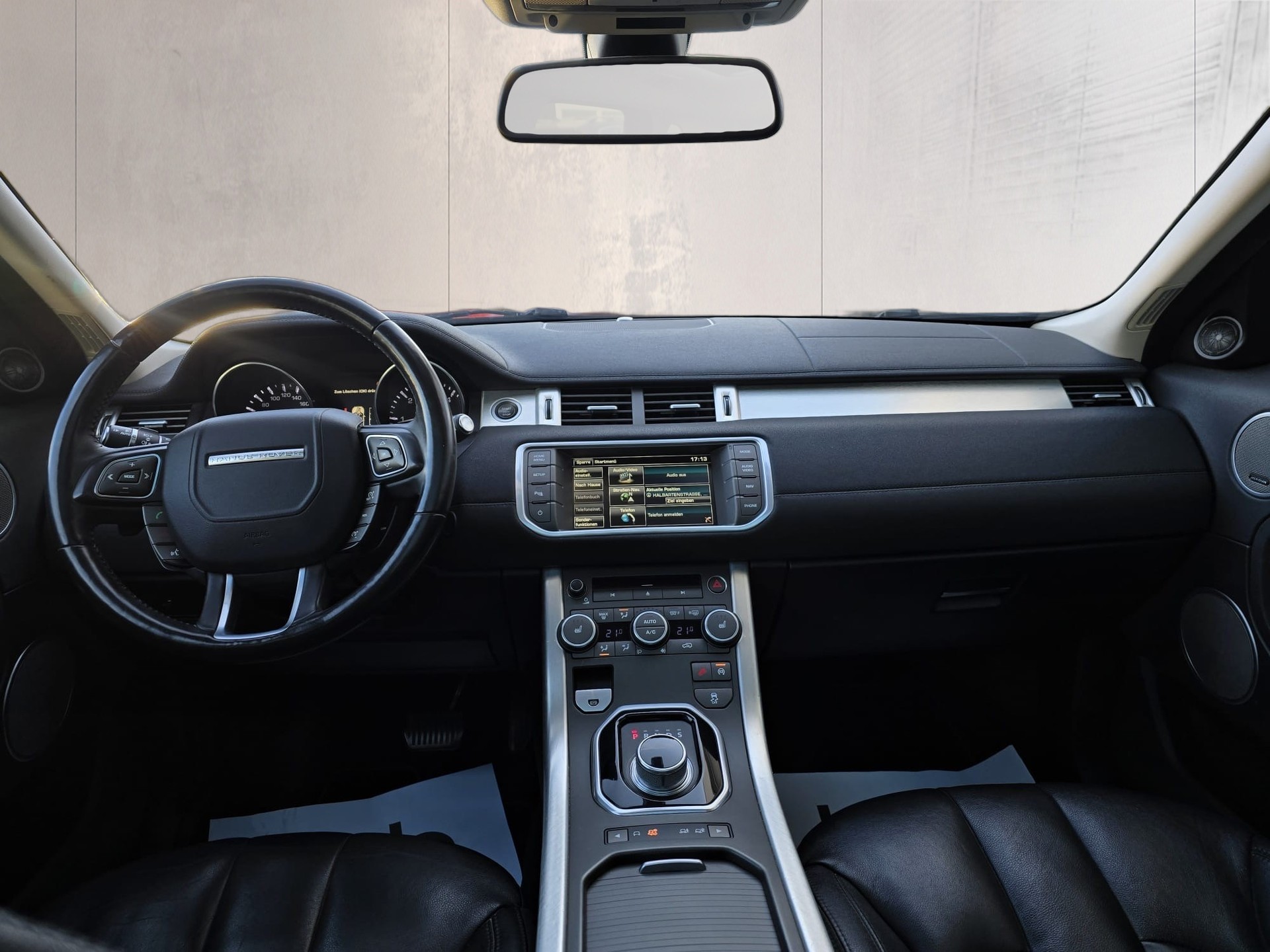 LAND ROVER Range Rover Evoque 2.2 SD4 Pure AT9-image-8
