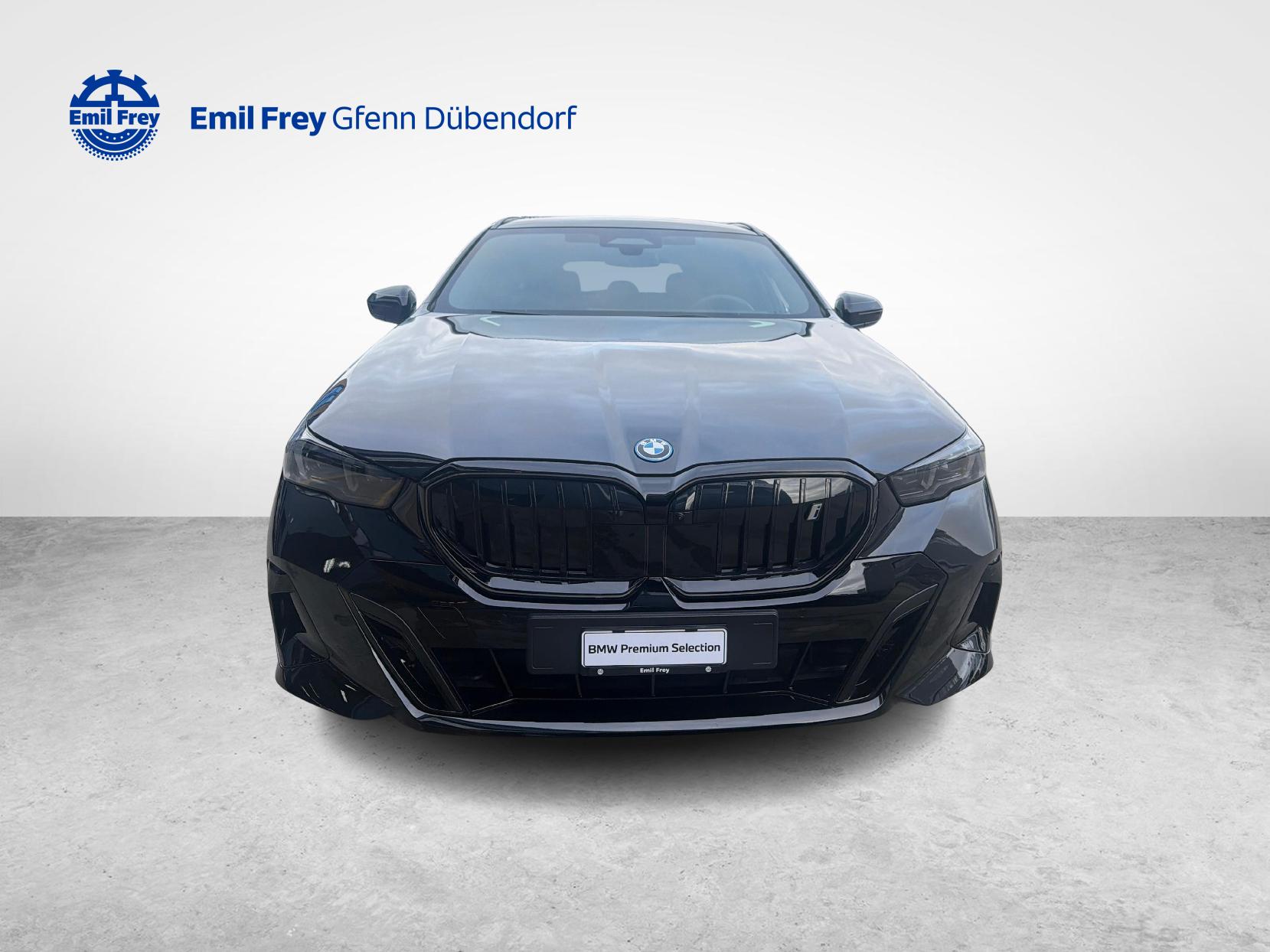 BMW i5 40 xDrive40 Touring M Sport Pro-image-6