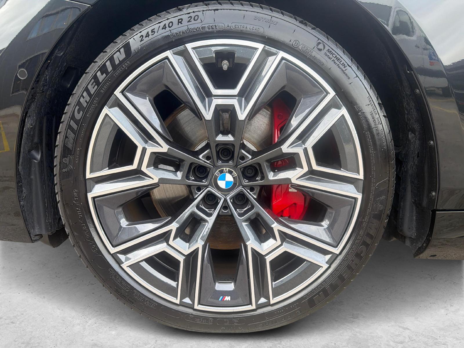 BMW i5 40 xDrive40 Touring M Sport Pro-image-10