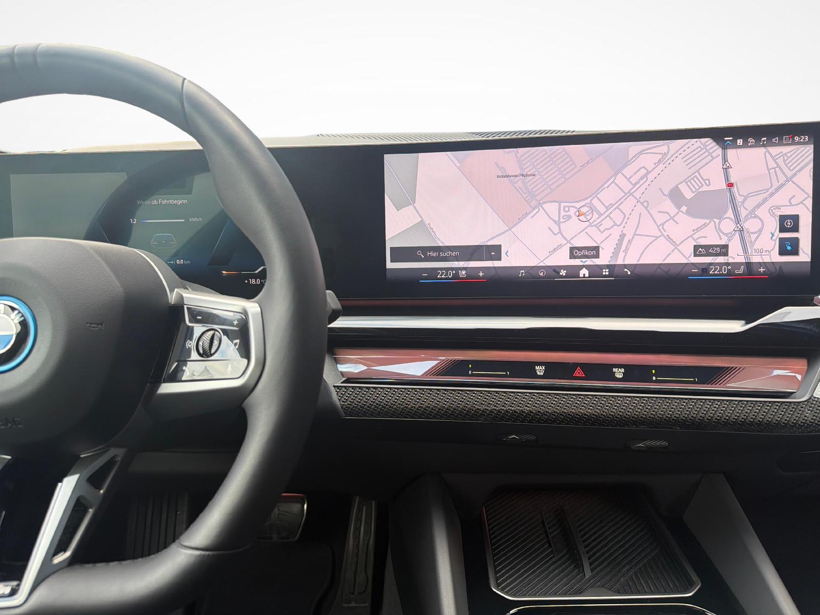 BMW i5 40 xDrive40 Touring M Sport Pro-image-15