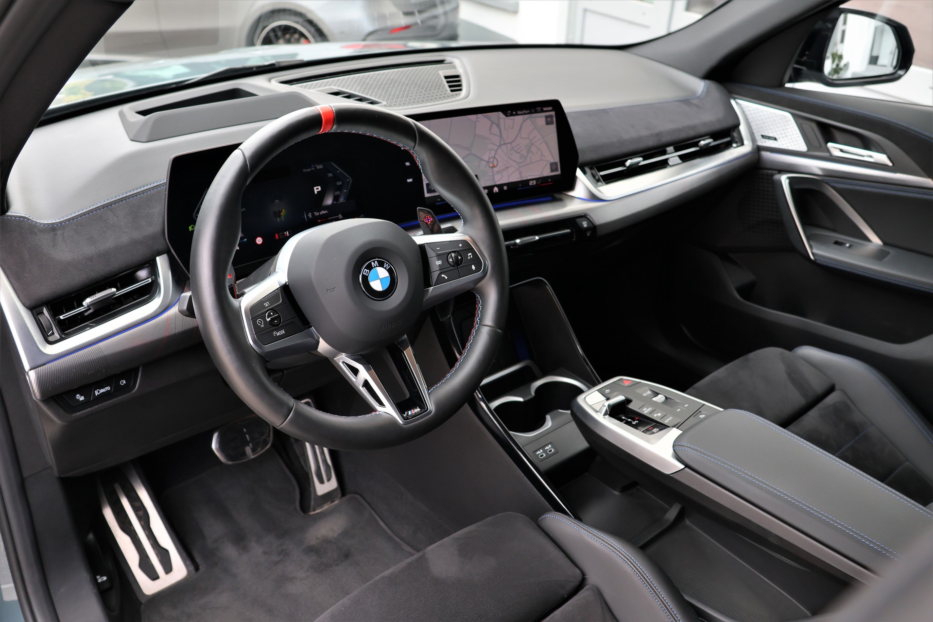 BMW X2 xDrive M35i M Sport Pro (CH) *CapeYorkGreen*-image-11