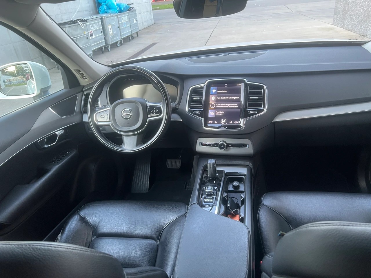 VOLVO XC90 B5 Diesel Mild Hybrid AWD Momentum Geartronic-image-9