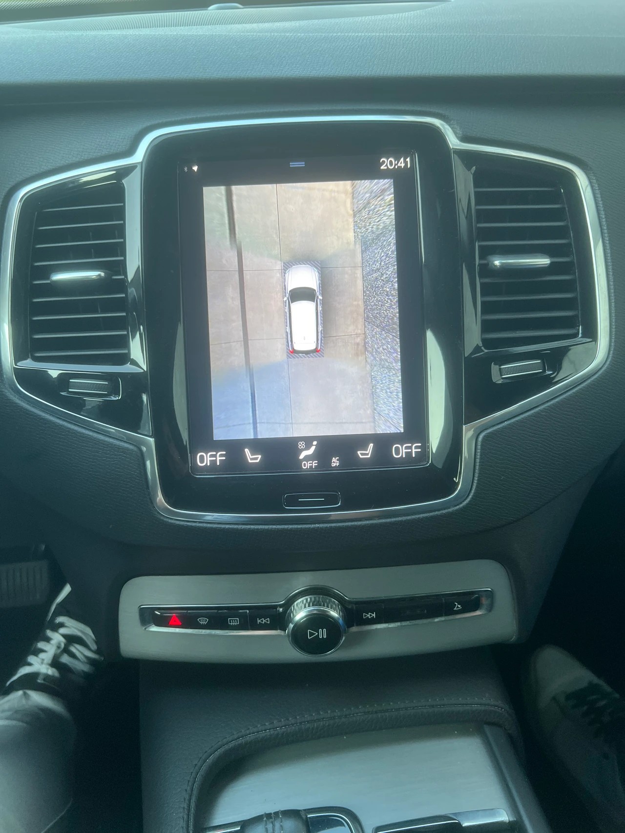 VOLVO XC90 B5 Diesel Mild Hybrid AWD Momentum Geartronic-image-8