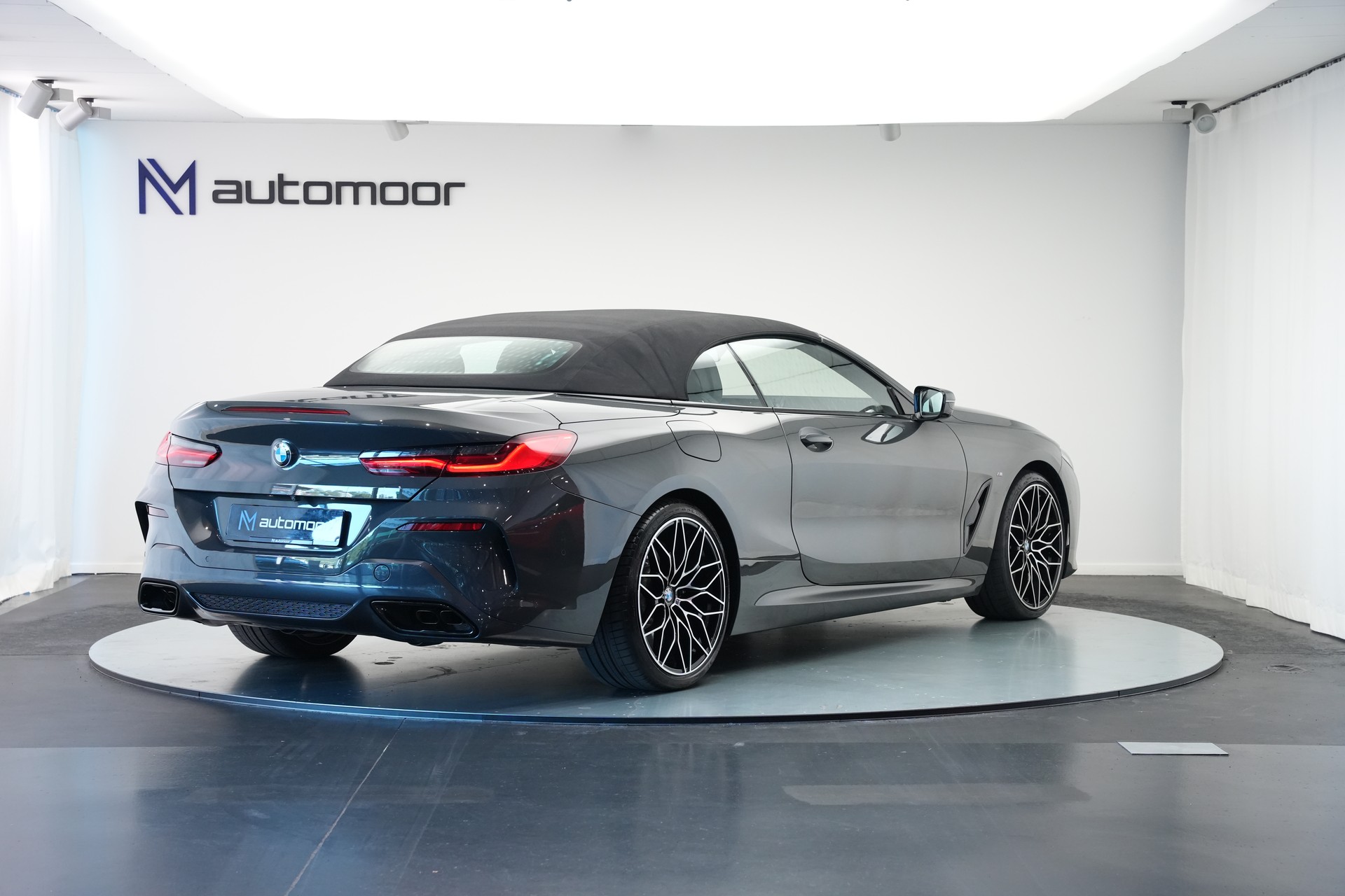 BMW M850i xDrive Steptronic *CH-Fahrzeug* *Dravitgrau* *B&W*-image-11