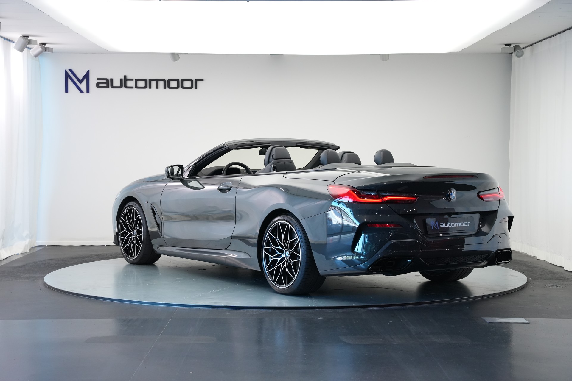BMW M850i xDrive Steptronic *CH-Fahrzeug* *Dravitgrau* *B&W*-image-6