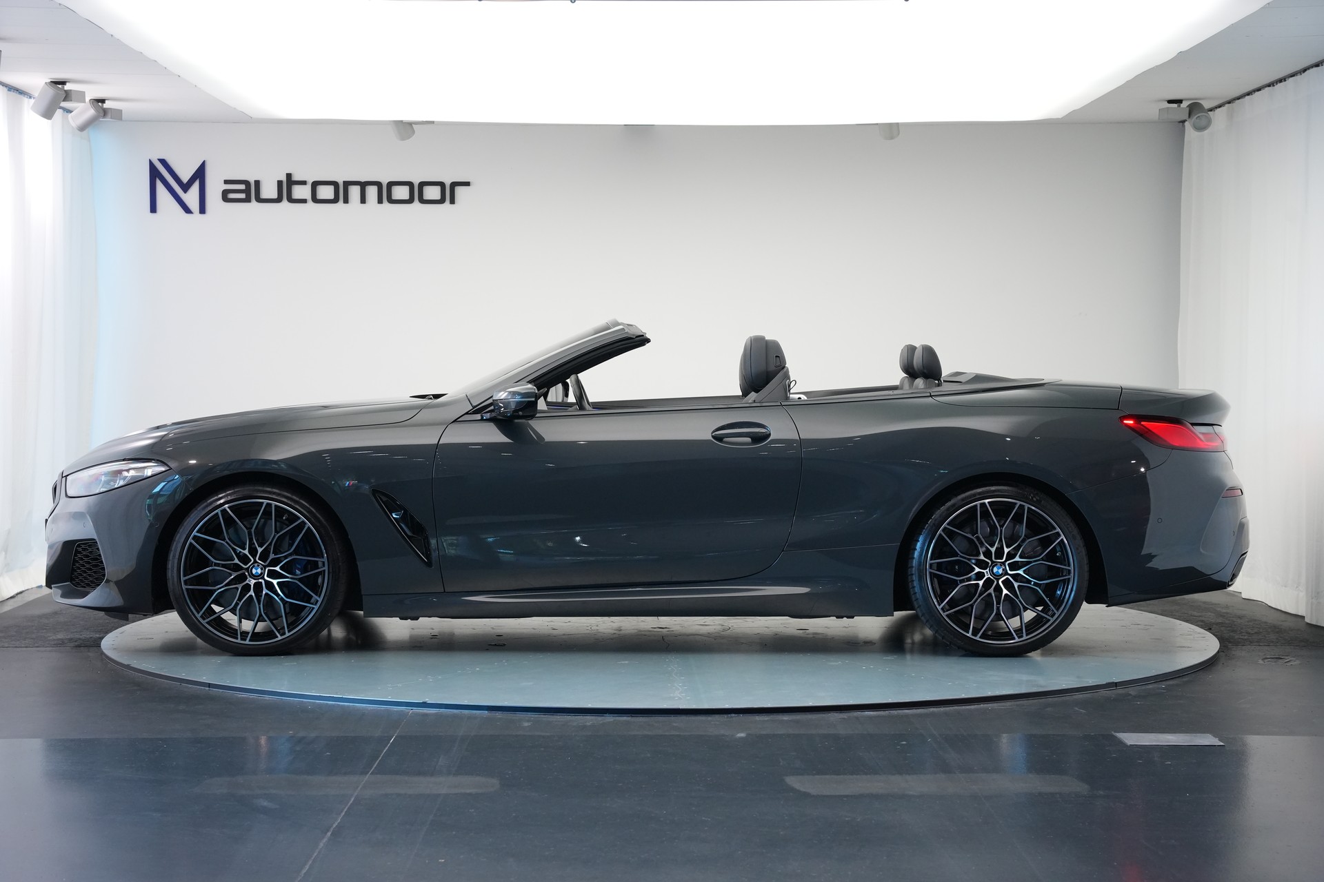 BMW M850i xDrive Steptronic *CH-Fahrzeug* *Dravitgrau* *B&W*-image-7
