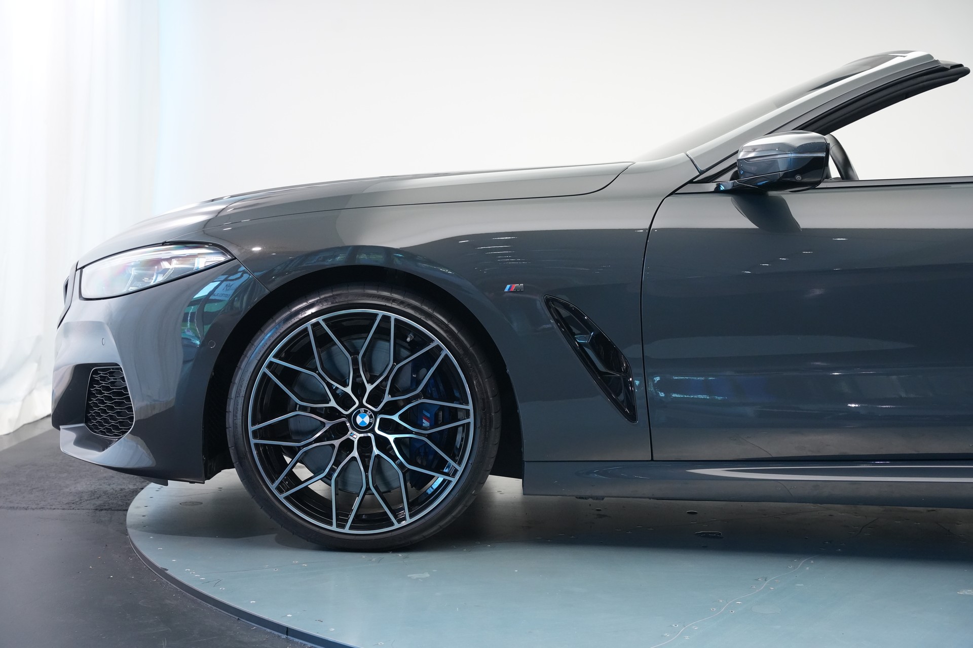 BMW M850i xDrive Steptronic *CH-Fahrzeug* *Dravitgrau* *B&W*-image-47