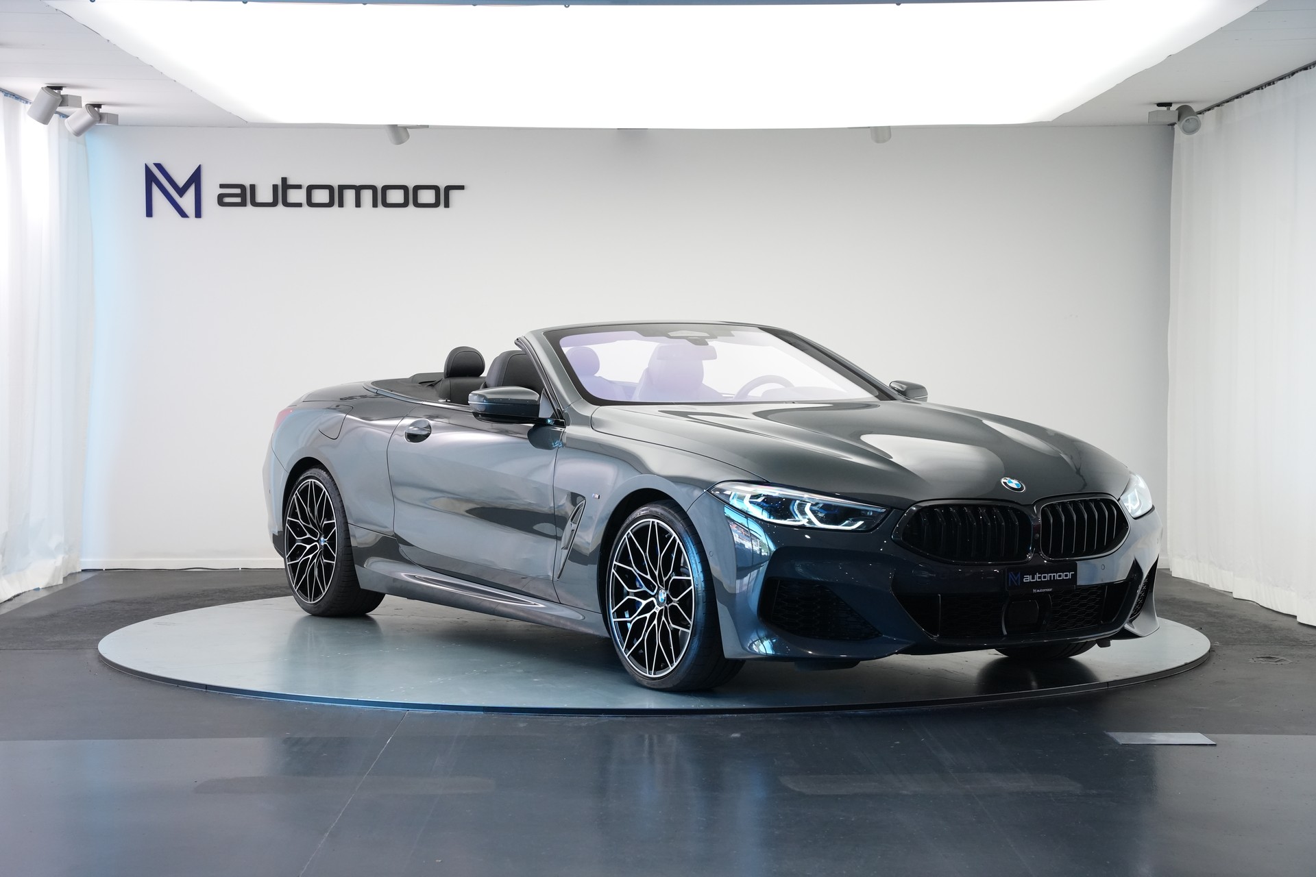 BMW M850i xDrive Steptronic *CH-Fahrzeug* *Dravitgrau* *B&W*-showroom-element-2