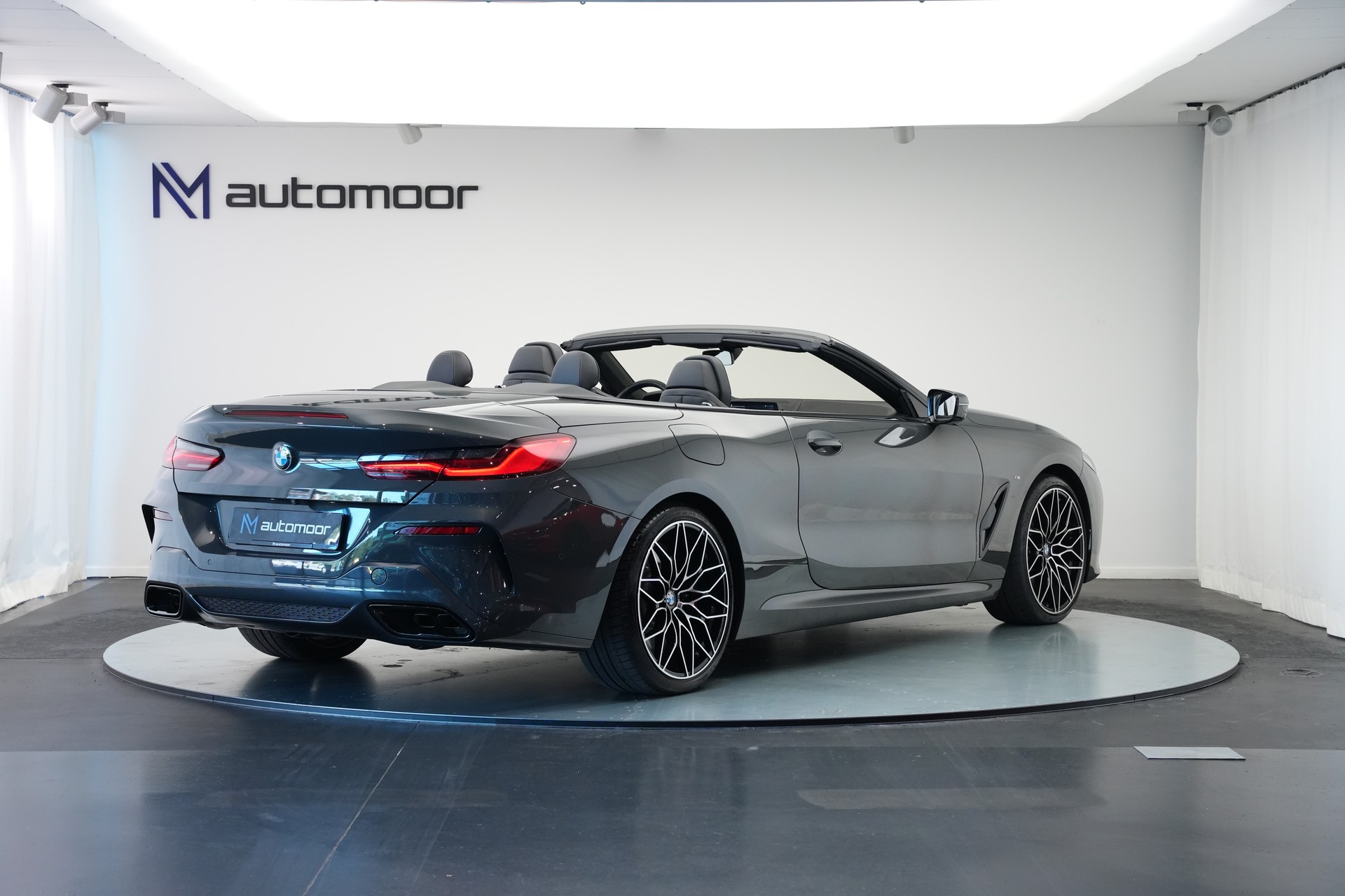 BMW M850i xDrive Steptronic *CH-Fahrzeug* *Dravitgrau* *B&W*-image-4