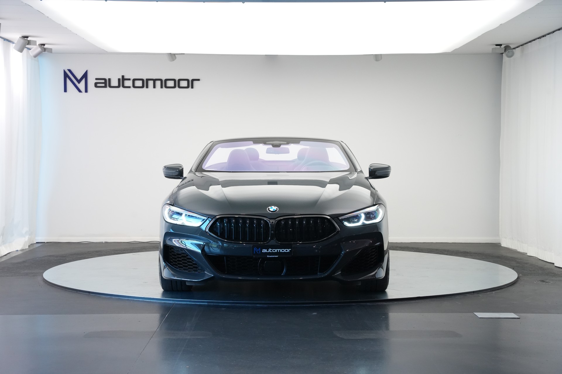 BMW M850i xDrive Steptronic *CH-Fahrzeug* *Dravitgrau* *B&W*-showroom-element-1