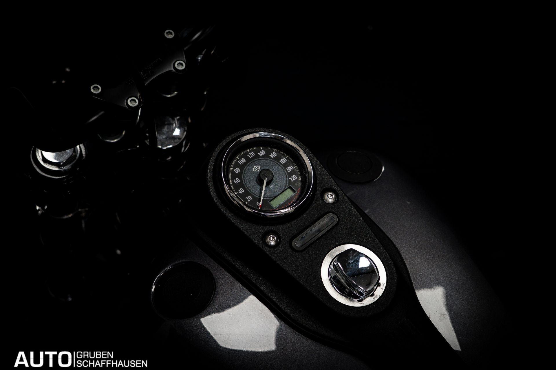 HARLEY-DAVIDSON Dyna Street Bob FXDB 103 ABS-image-8
